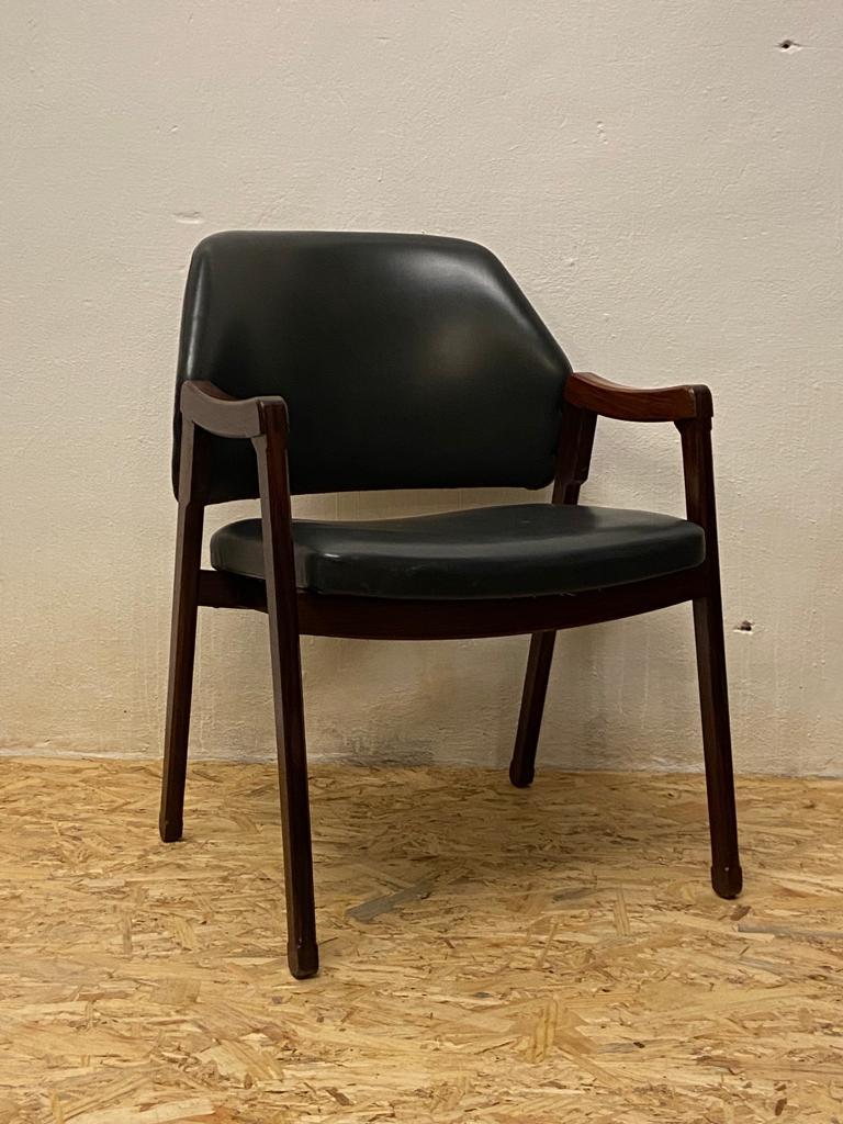 Mid-20th Century N.2 sedie disegnate da Ico Parisi per Cassina Italia 1960 For Sale