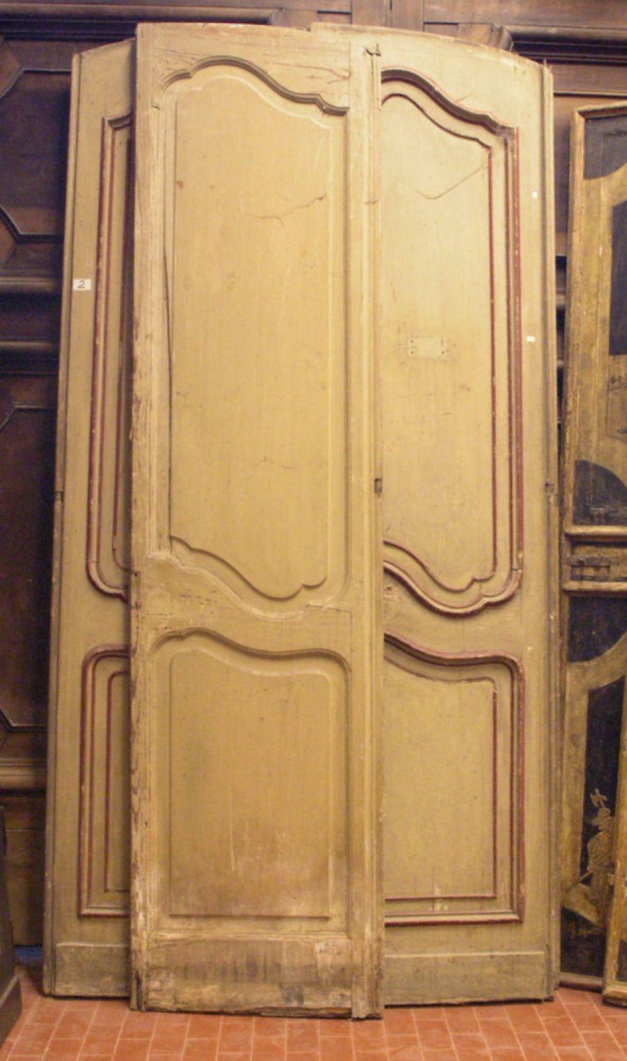 n.2 Wood Double Doors Rot und Beige lackiert,  Italien (Lackiert) im Angebot