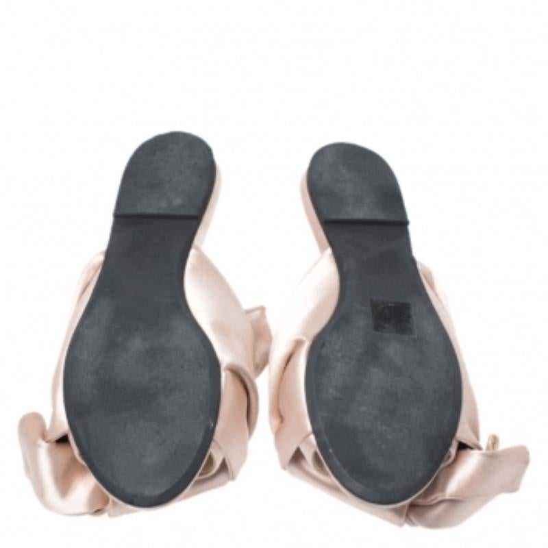 Mules plates en satin beige N21, taille 36 Pour femmes en vente