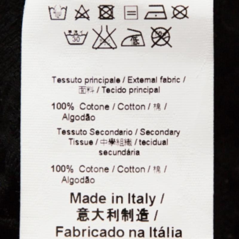 N21 Top nero in spugna di cotone con pizzo e occhielli S in vendita 2