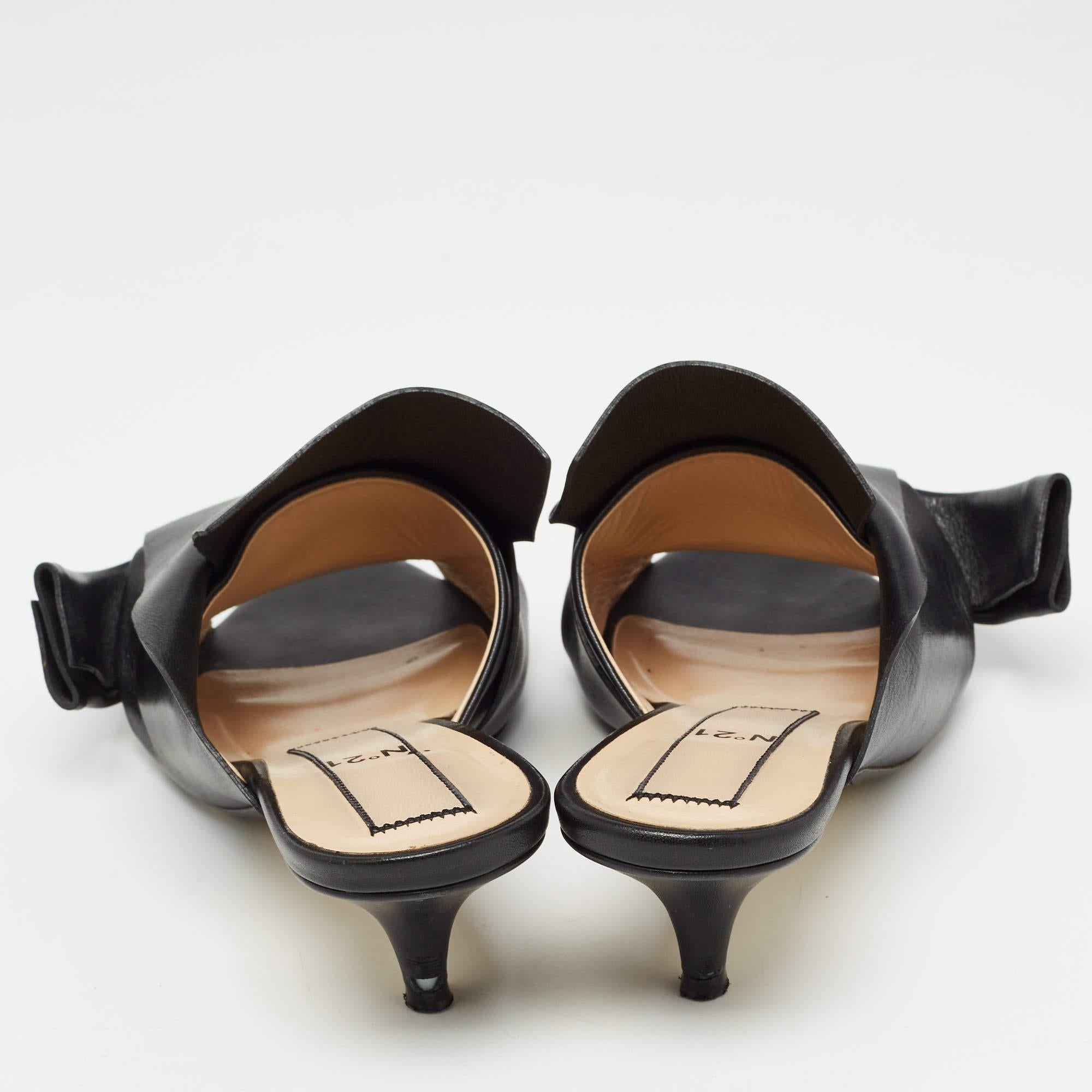 N21 Black Leather Knot Slide Sandals Size 37 For Sale 1