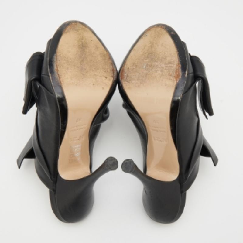 N°21 Black Leather Ronny Pleated Open Toe Mules Size 39 For Sale 3
