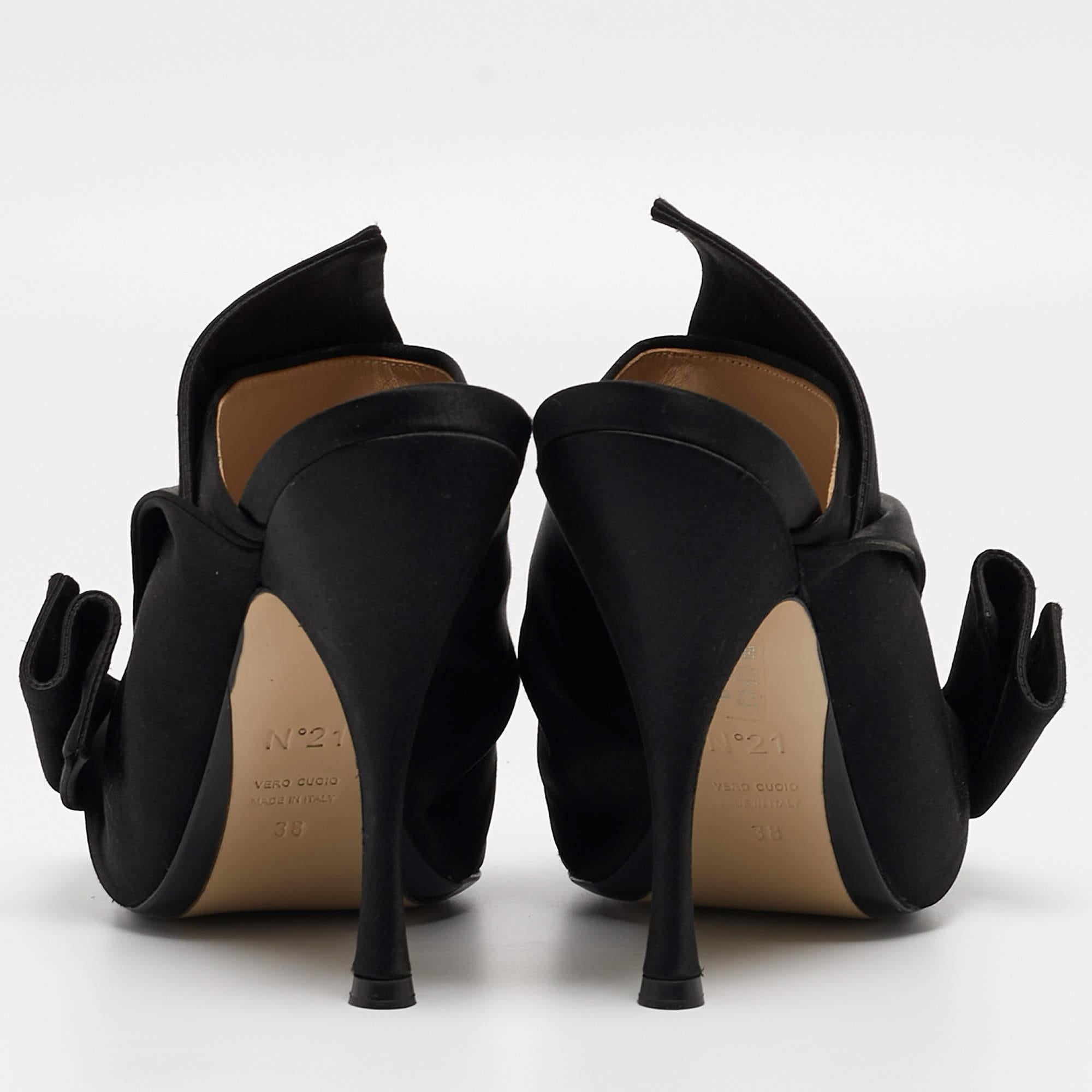 N21 Black Satin Knot Pointed Toe Slide Sandals Size 38 For Sale 2