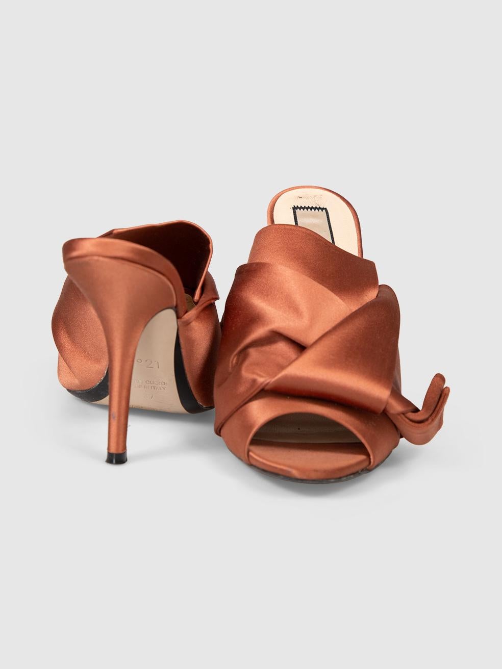 N°21 Braun Plissee-Pantoletten Größe IT 37 im Zustand „Gut“ im Angebot in London, GB