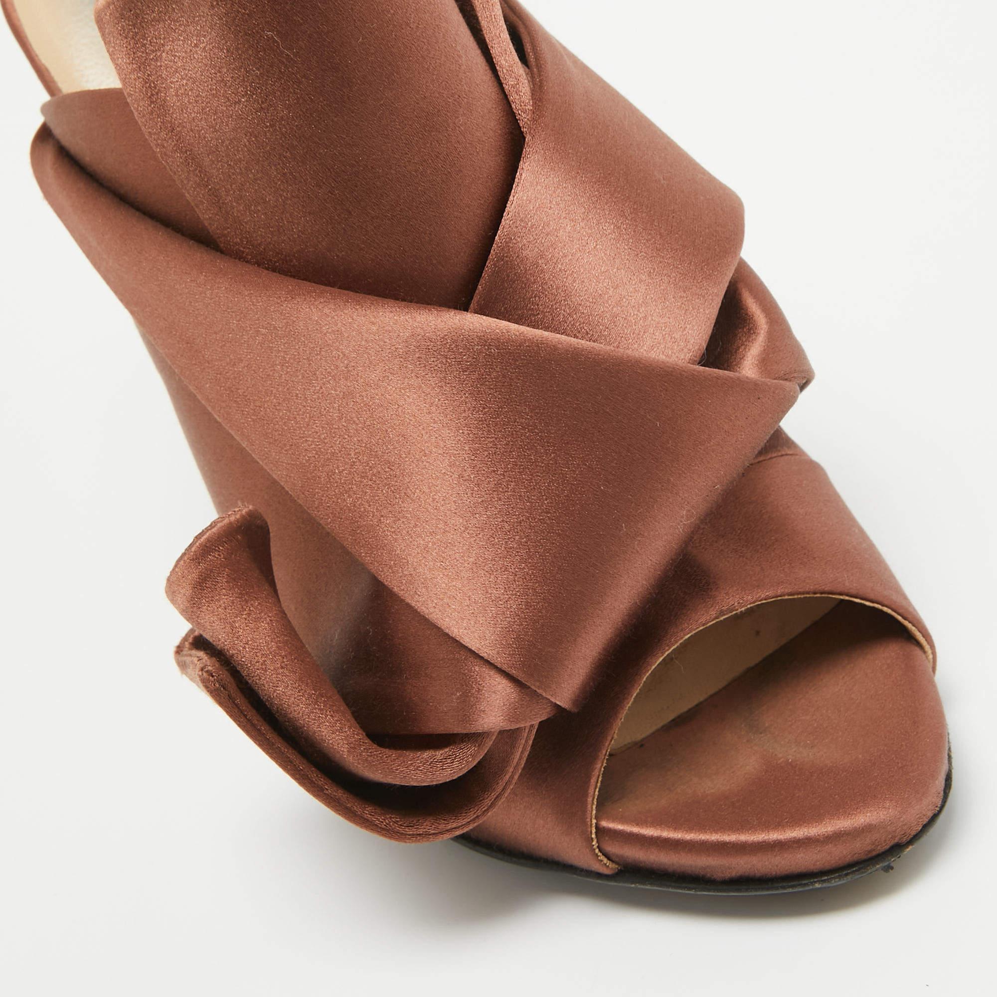 N°21 Mules con nodo Raso Marrone Taglia 37 in vendita 4
