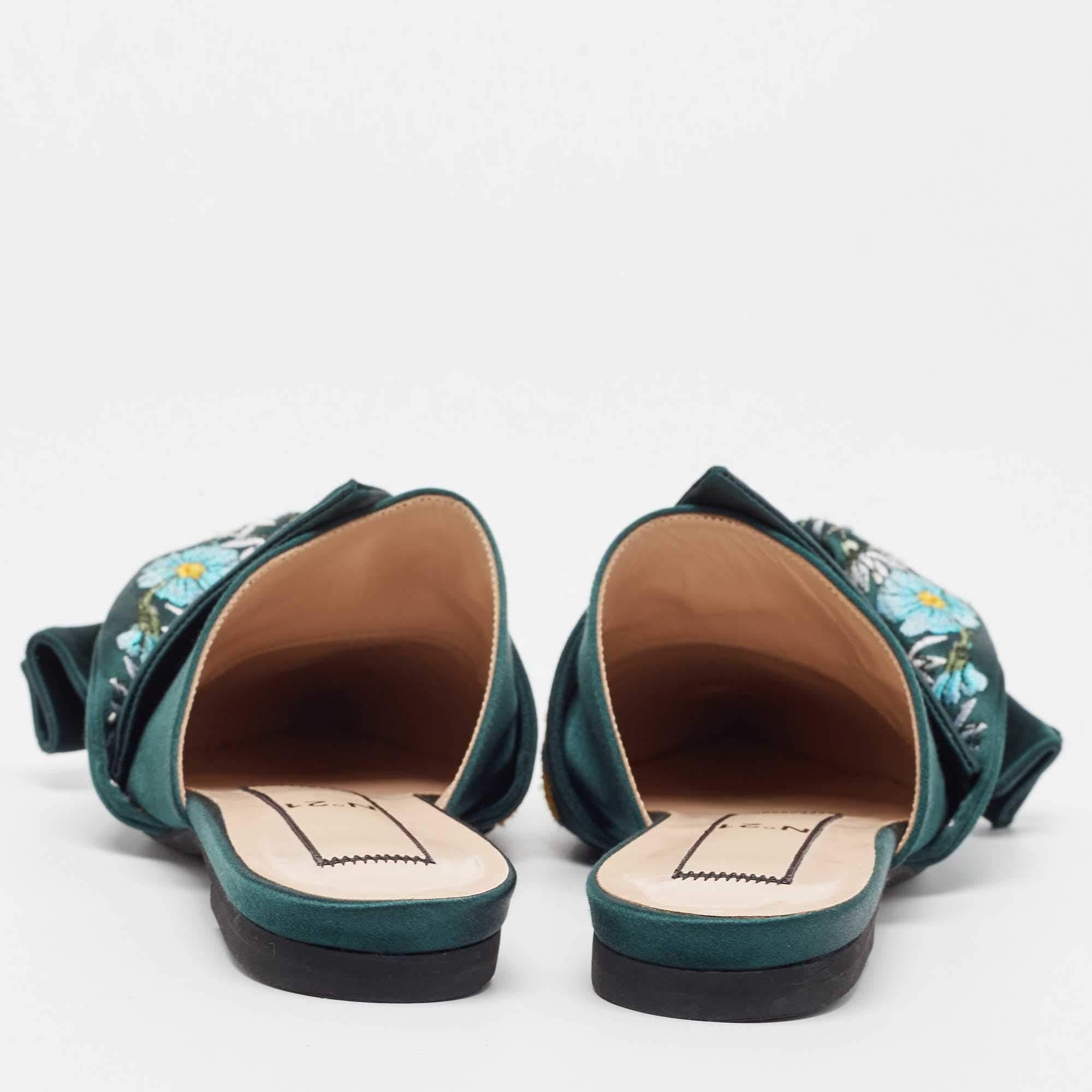 Chaussures plates en satin vert brodées de fleurs N21, taille 36 Pour femmes en vente