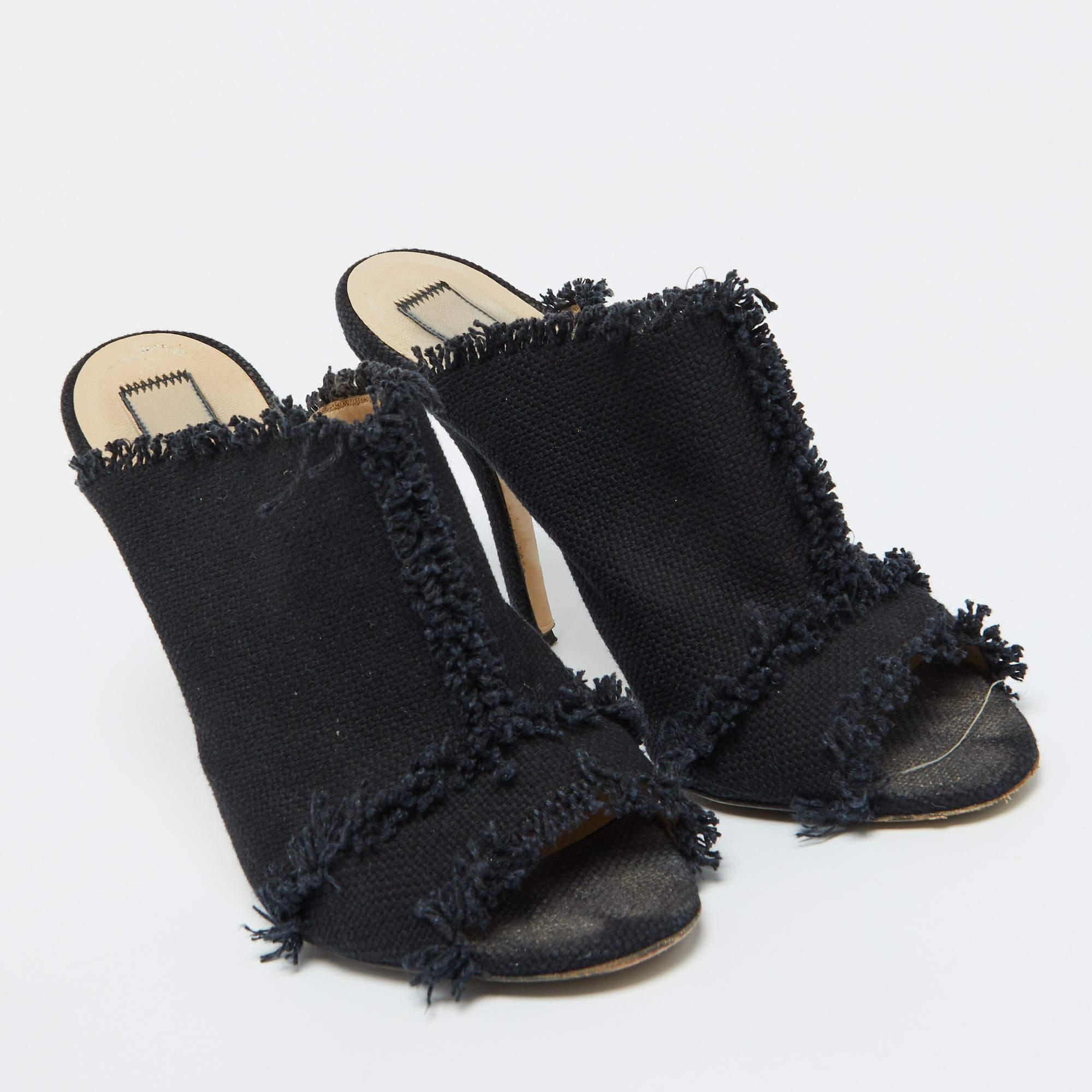 N21 Open Toe Slide Mules en toile bleu marine Taille 40 État moyen - En vente à Dubai, Al Qouz 2