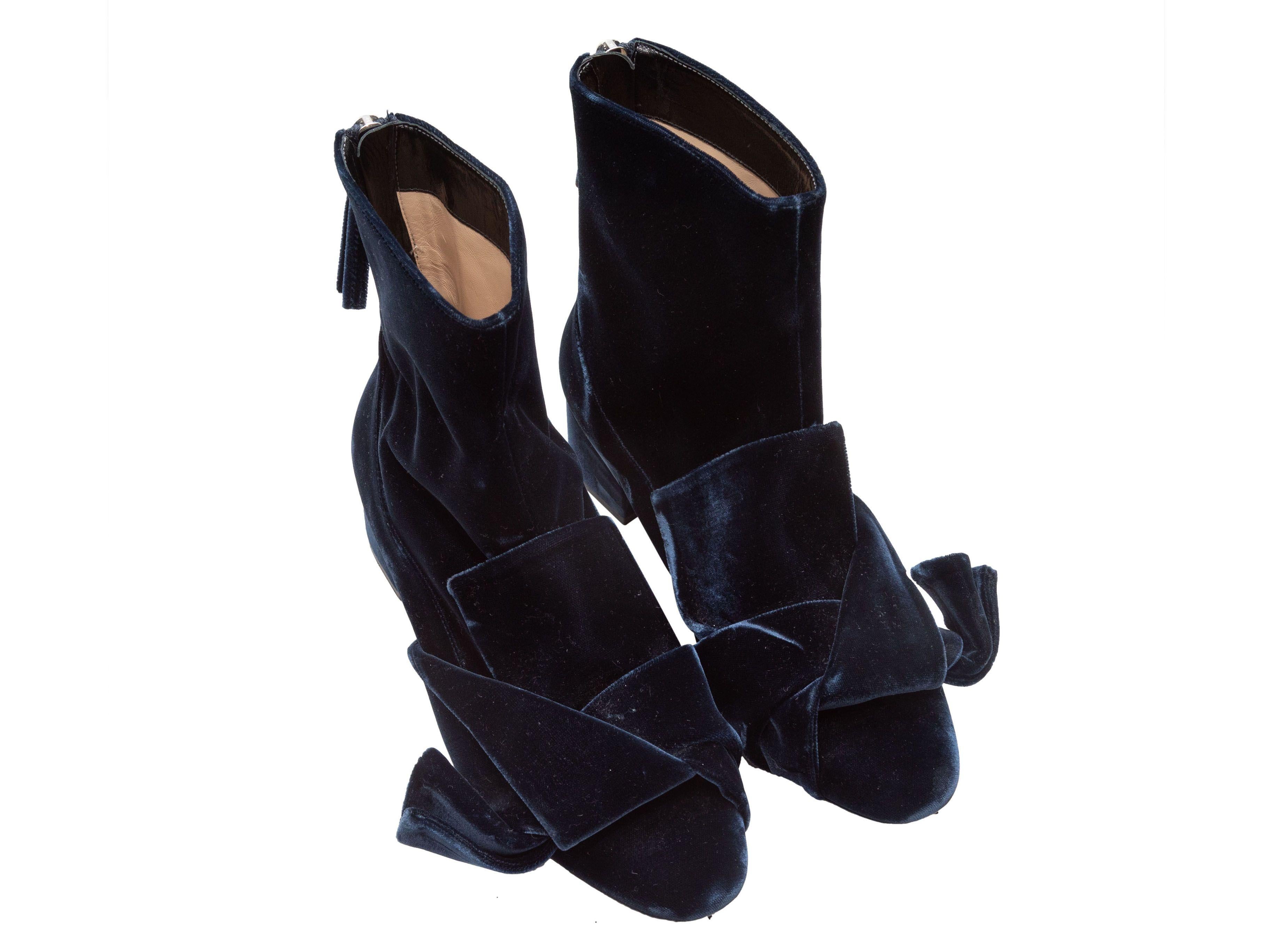Black N21 Navy Velvet Ruffle-Accented Ankle Boots