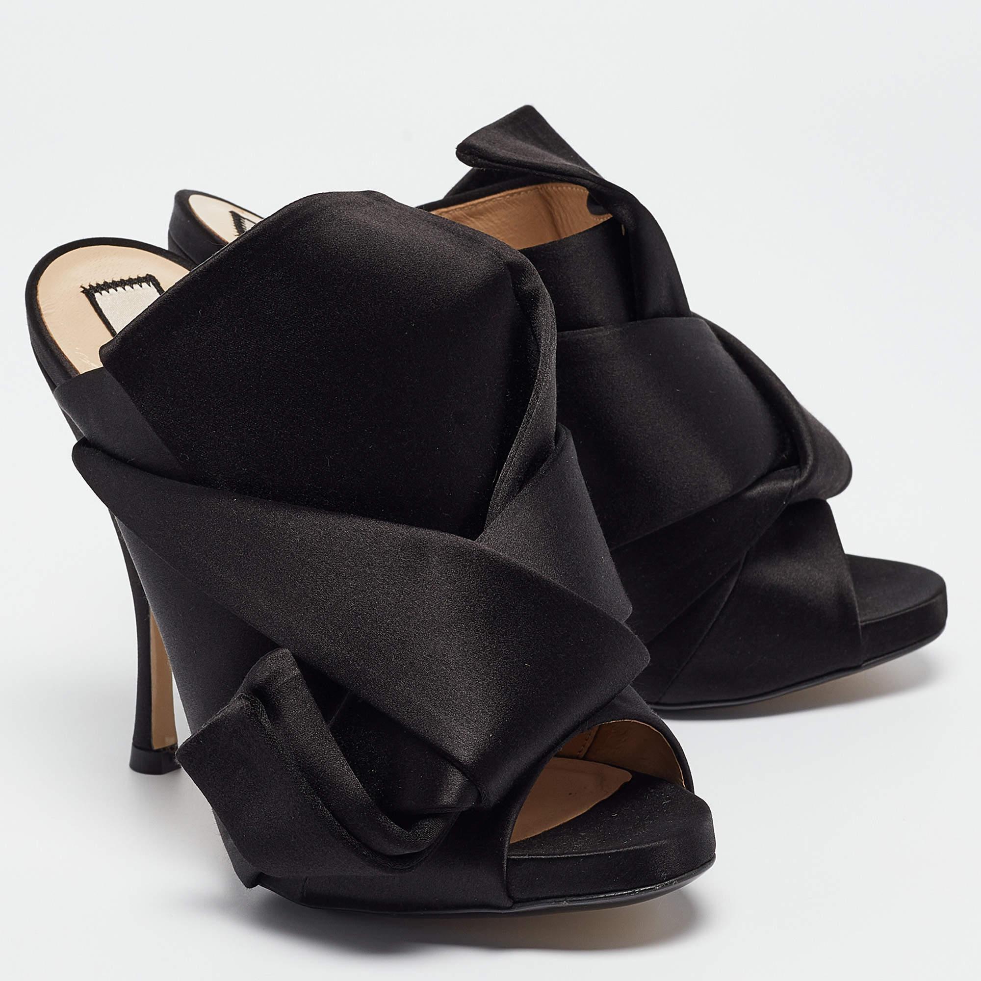  N°21 Olive Noir Satin Raso Knot Slides plates Taille 36.5 Pour femmes 