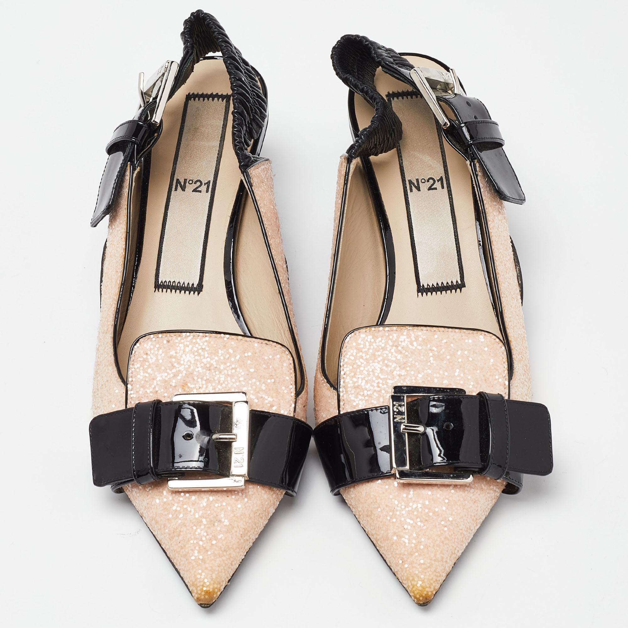 N°21 Pink/Black Glitter and Leather Slingback Pointed Toe Pumps Size 39 In Good Condition For Sale In Dubai, Al Qouz 2