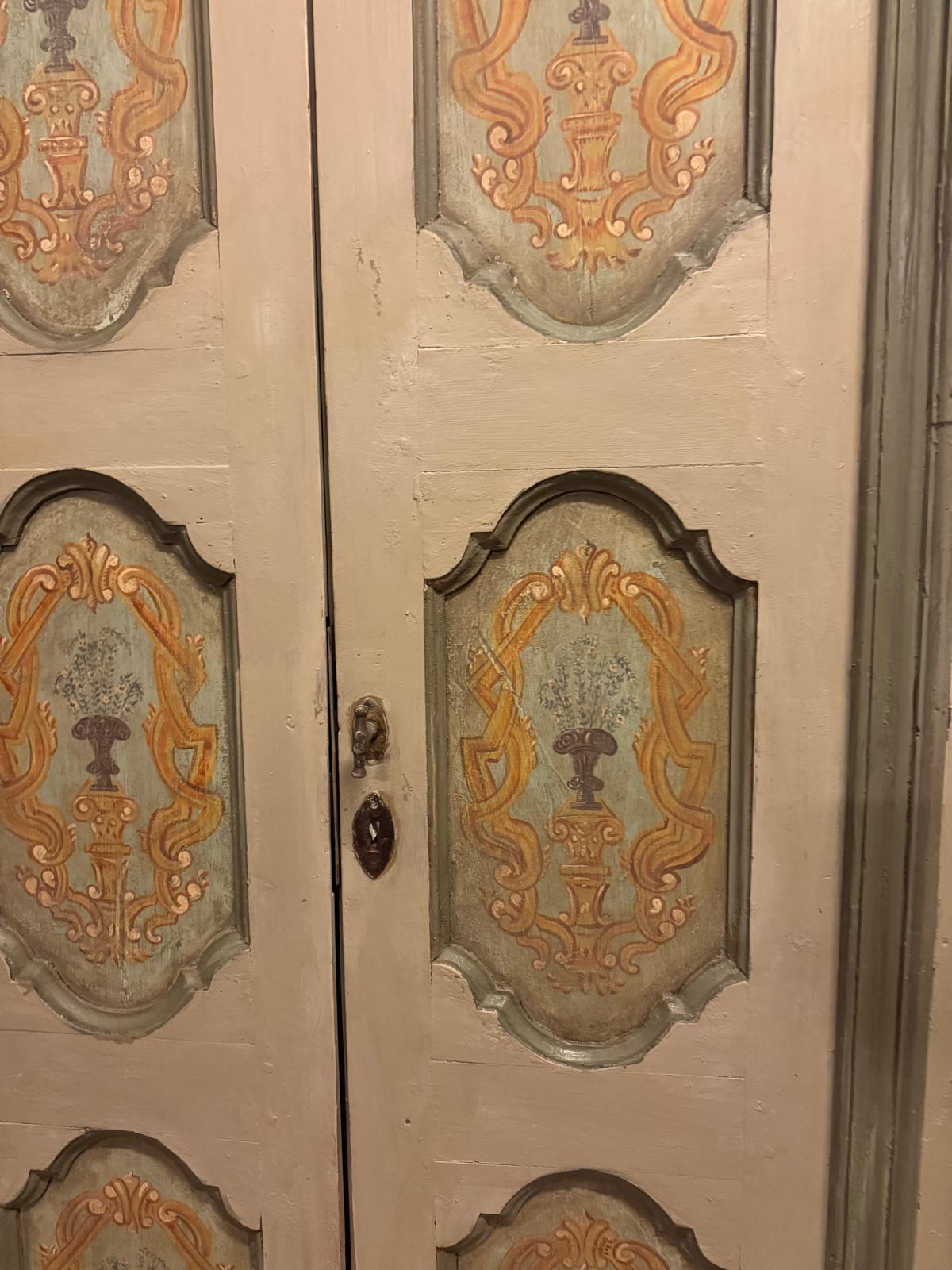 italien N.3 portes à double feuille peintes avec pots de fleurs, avec cadre, Italie en vente
