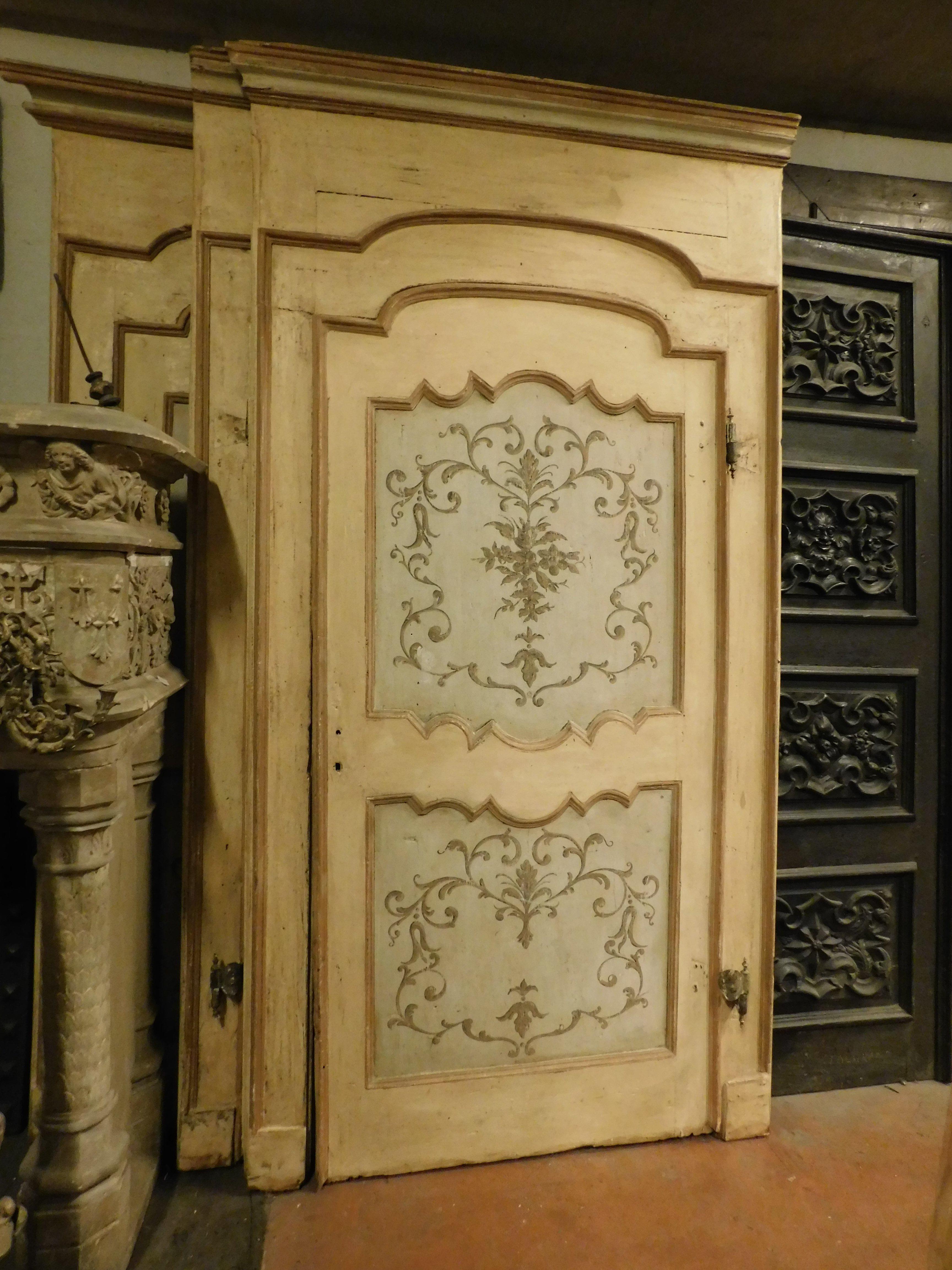internal door decoration