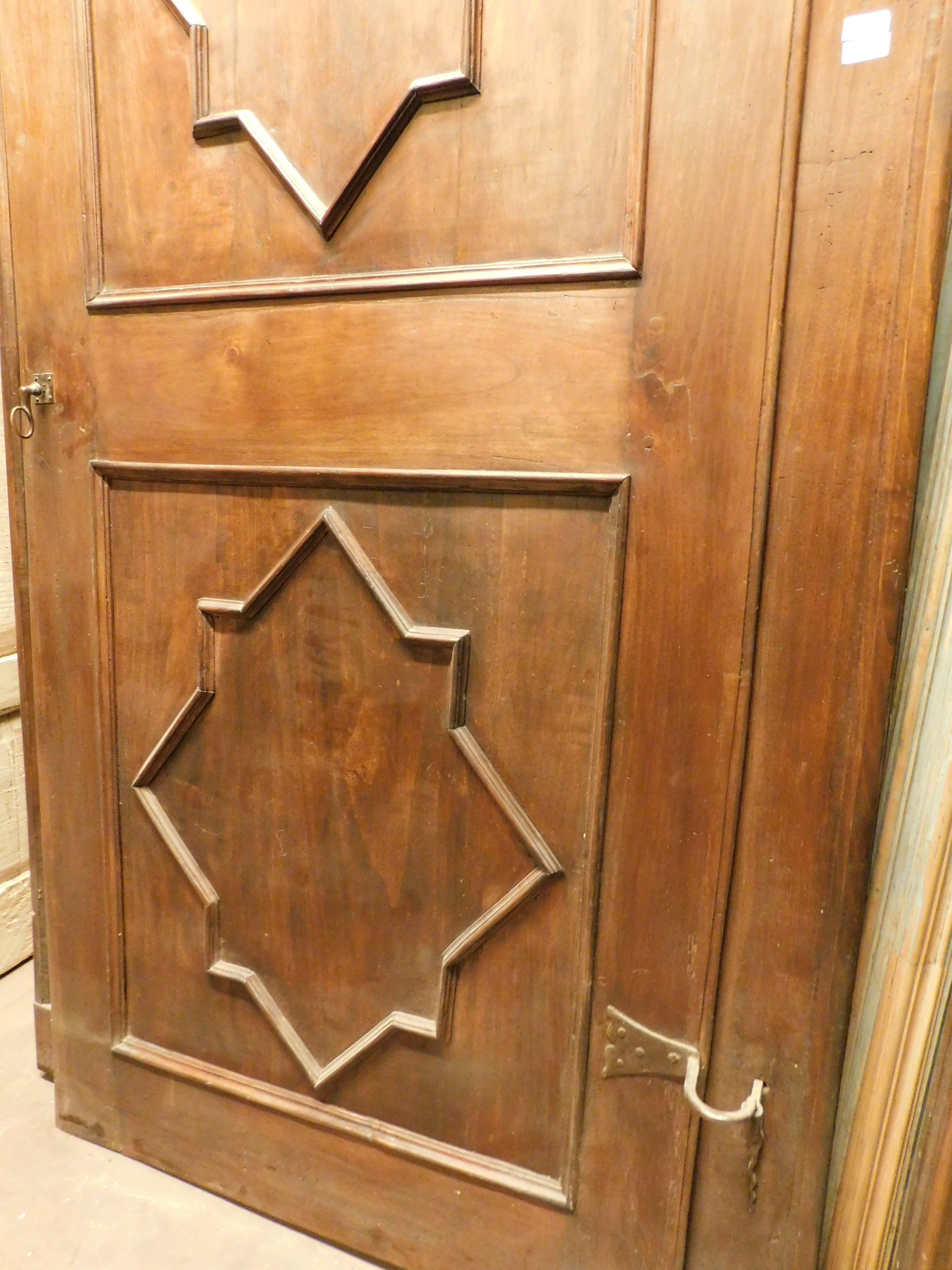 Poplar n.3 poplar interior carved doors, not identical, original iron and frame, Italy For Sale