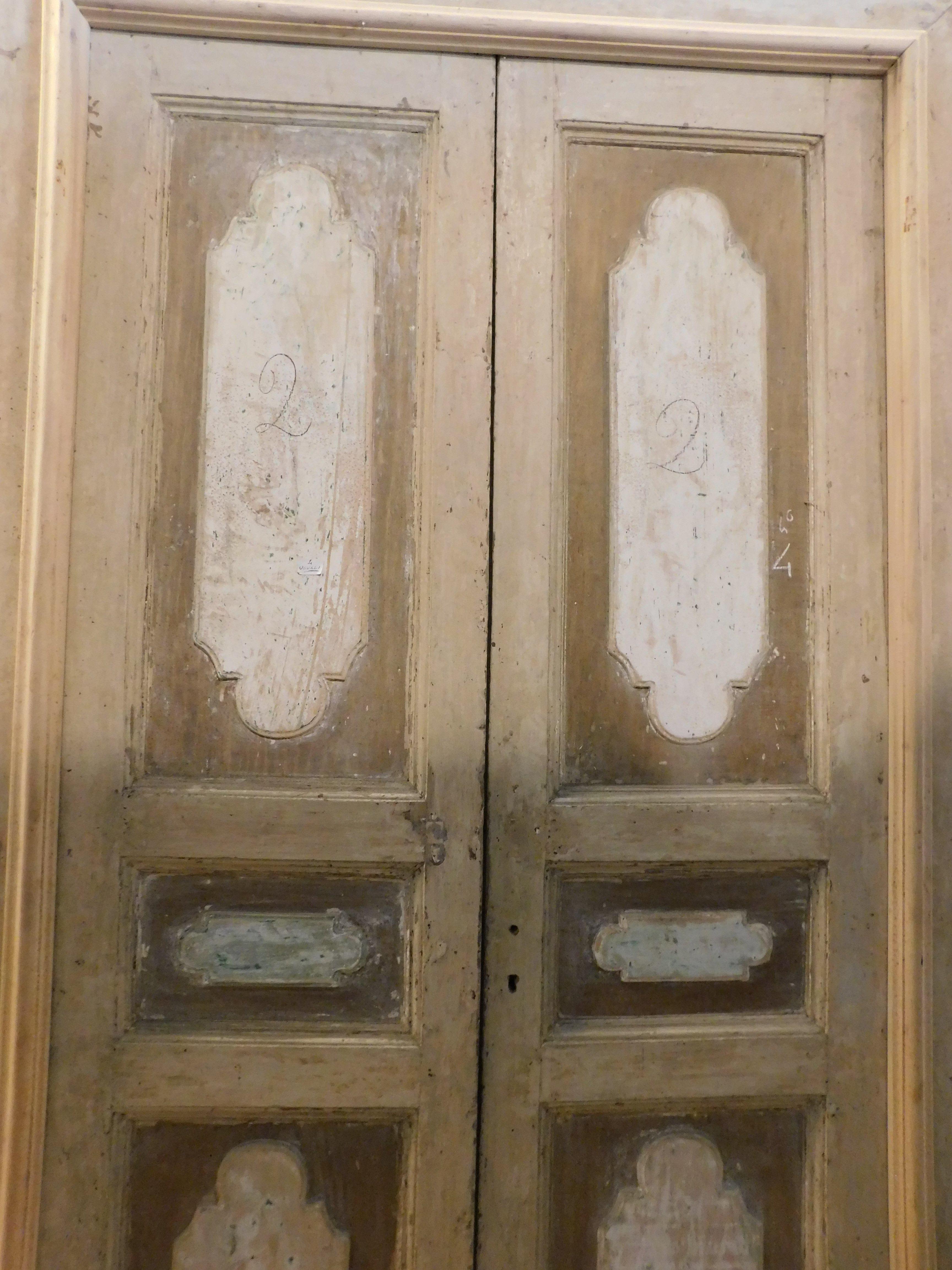 n.4 portes internes doubles anciennes, laquées avec cadre d'origine, Italie en vente 4