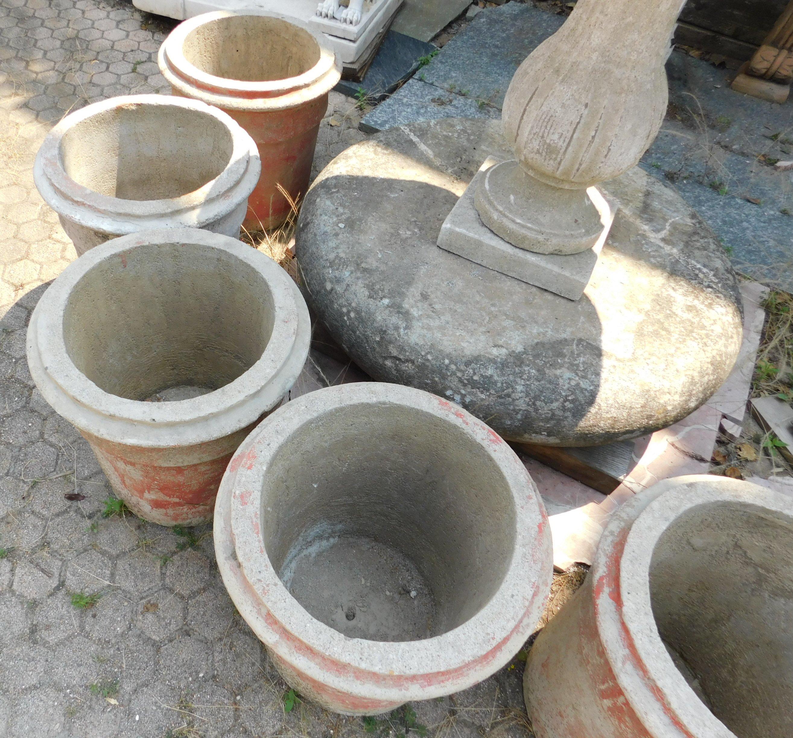 N.5 Vases in Patinated Concrete, Art Decò, Italy In Good Condition In Cuneo, Italy (CN)
