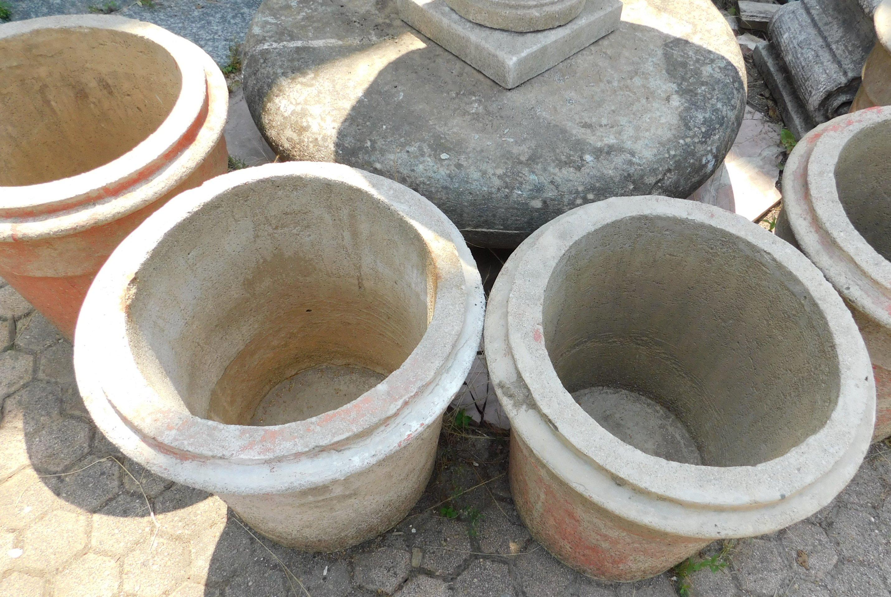 N.5 Vases in Patinated Concrete, Art Decò, Italy 1