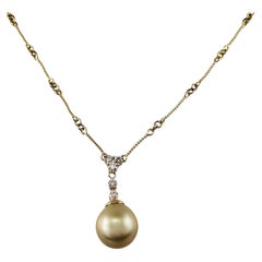 Na Hoku 14 Karat Yellow Gold Pearl and Diamond Drop Pendant Necklace #19977