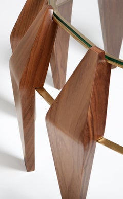 Tavolino Na Pali, Noce e ottone, InsidherLand di Joana Santos Barbosa