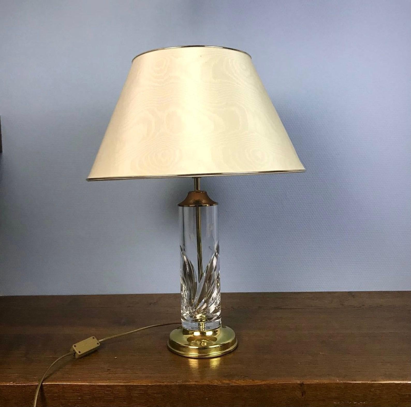 Vintage pair of table lamps from Nachtmann Leuchten, Germany.

Table lamp made of crystall and gold plated brass. 


A spectacular table lamp from the famous German manufacture Nachtmann is designed for local lighting of the living room or