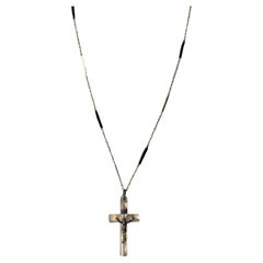 Nacre Cross Chain Necklace Enamel