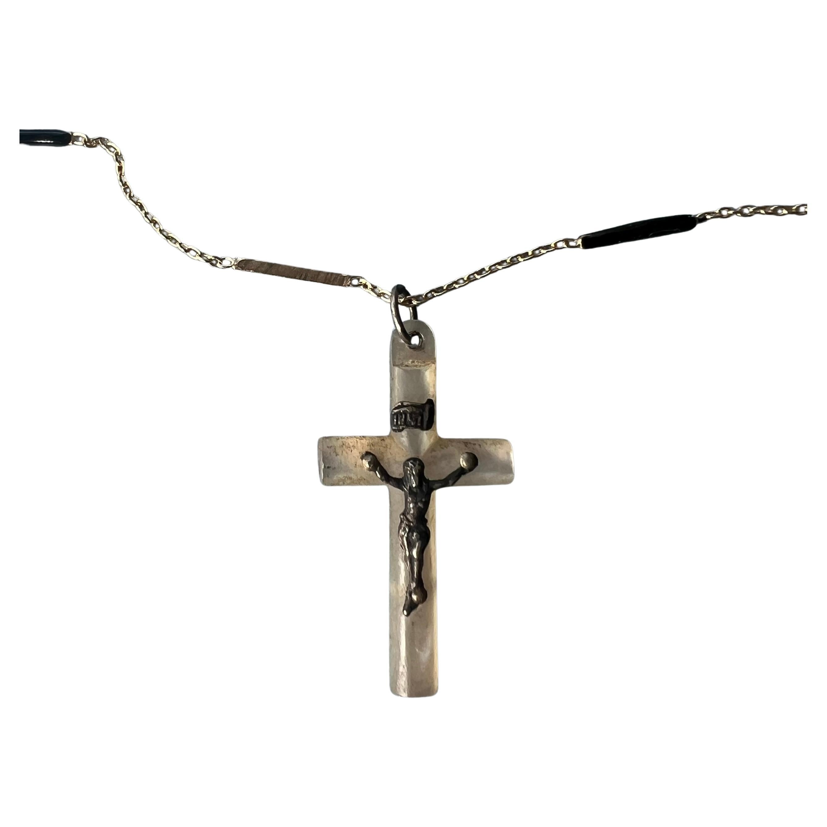 Nacre Cross Chain Necklace Enamel