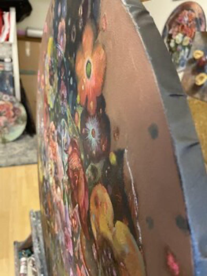 Ballo circolare dei fiori 2 . Pittura a olio su tela rotonda - Painting di Nadezda Stupina