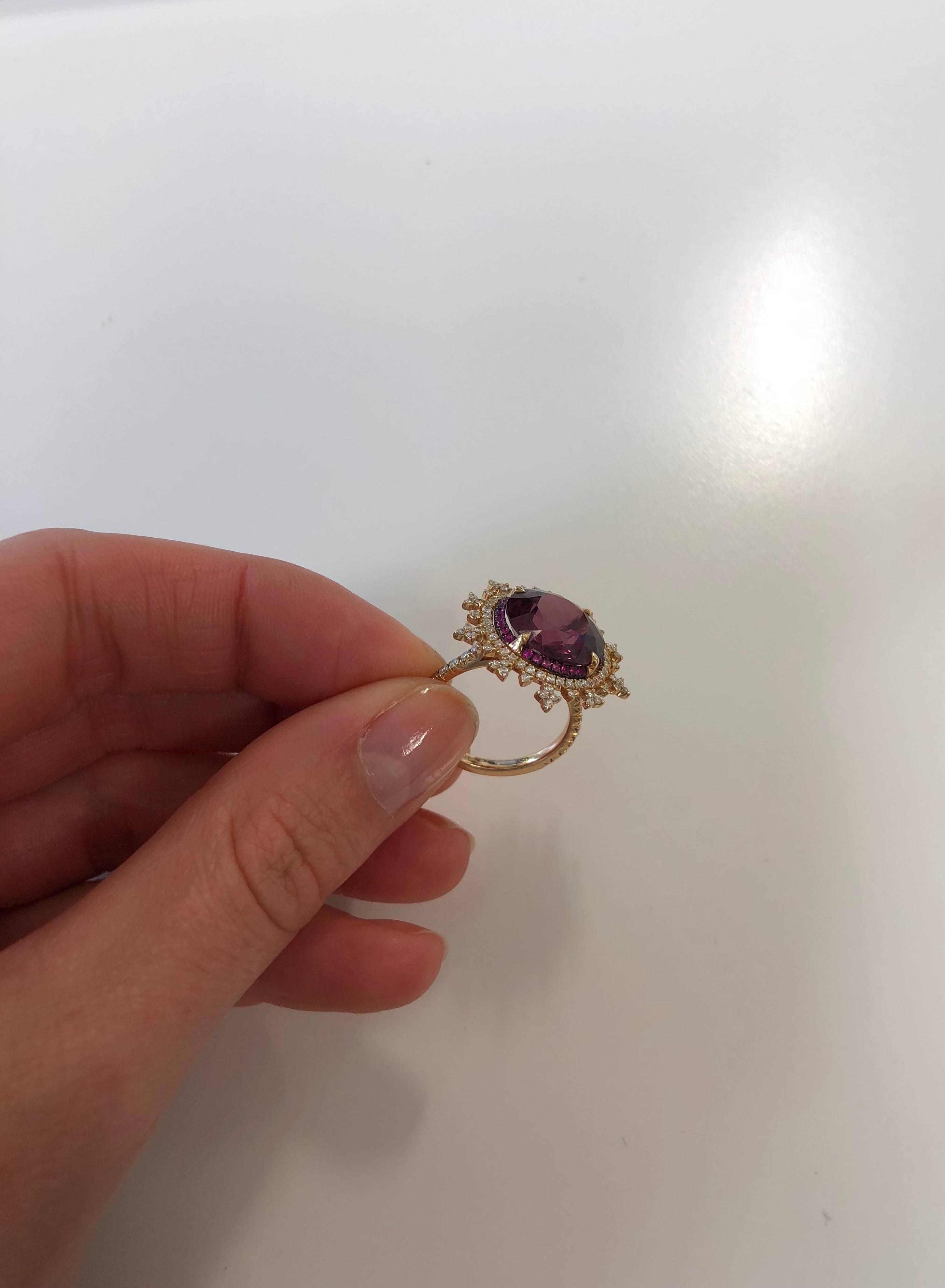 Nadine Aysoy 18 Karat Rose Gold, Red Rhodolite and White Diamond Cocktail Ring In New Condition For Sale In London, GB