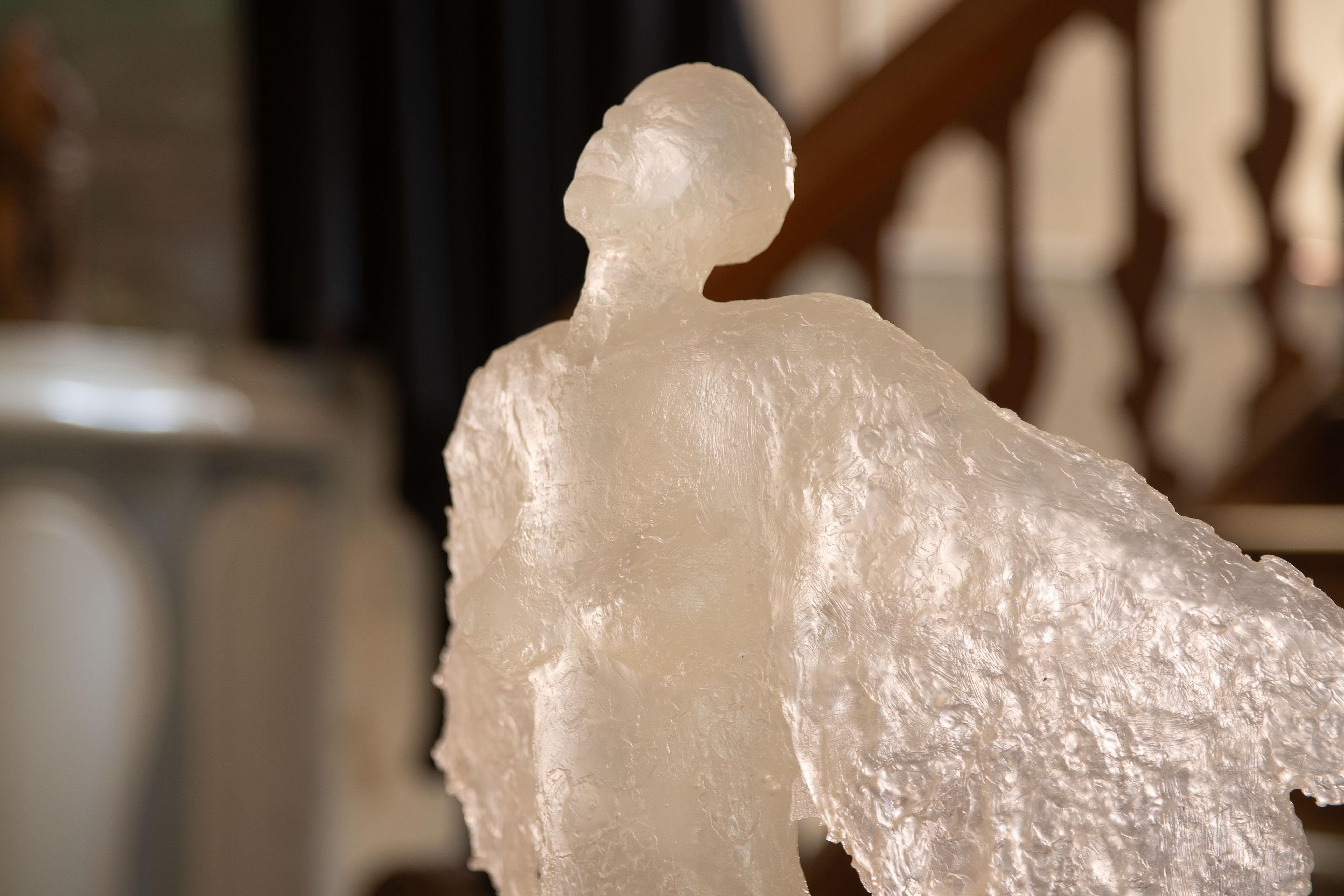 Forti sospetti (2012) - Scultura in vetro - Sculpture Moderno di Nadine De Meester