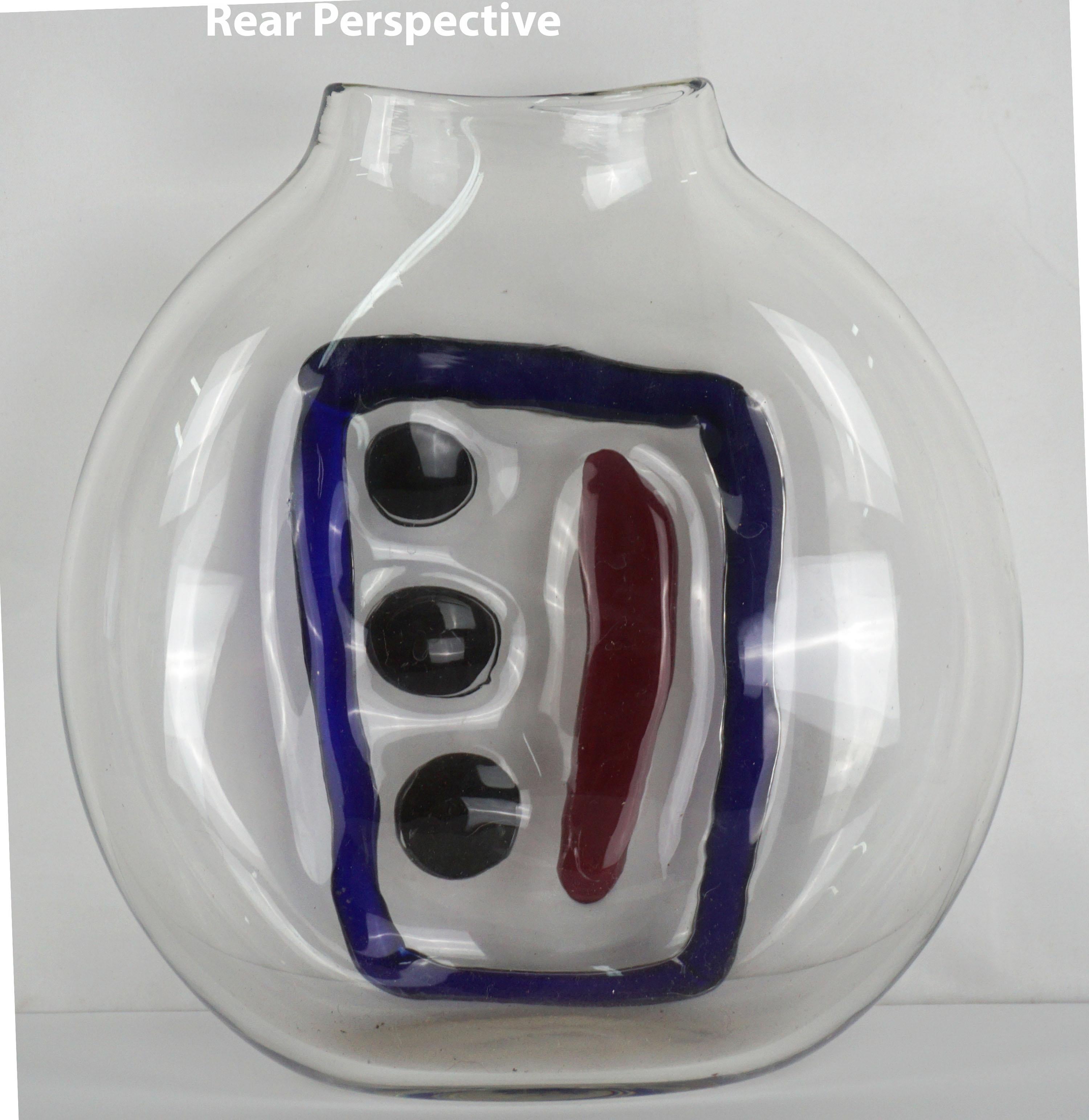 Nadine Saylors mundgeblasene Glasvase aus mundgeblasenem Glas, Dash und drei Punkten (Moderne) im Angebot