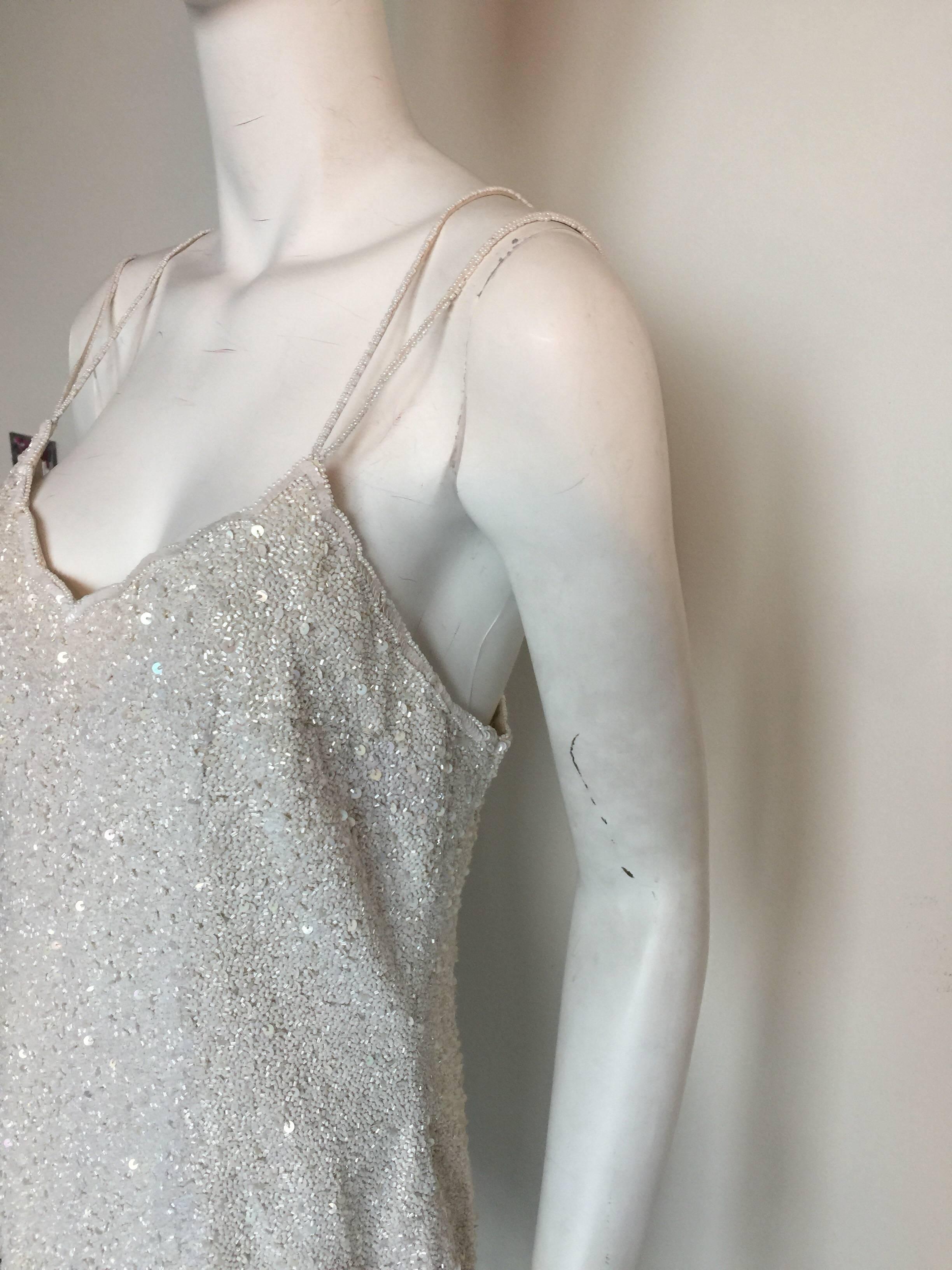 Naeem Khan Riazee white beaded mini dress  In Good Condition For Sale In New York, NY