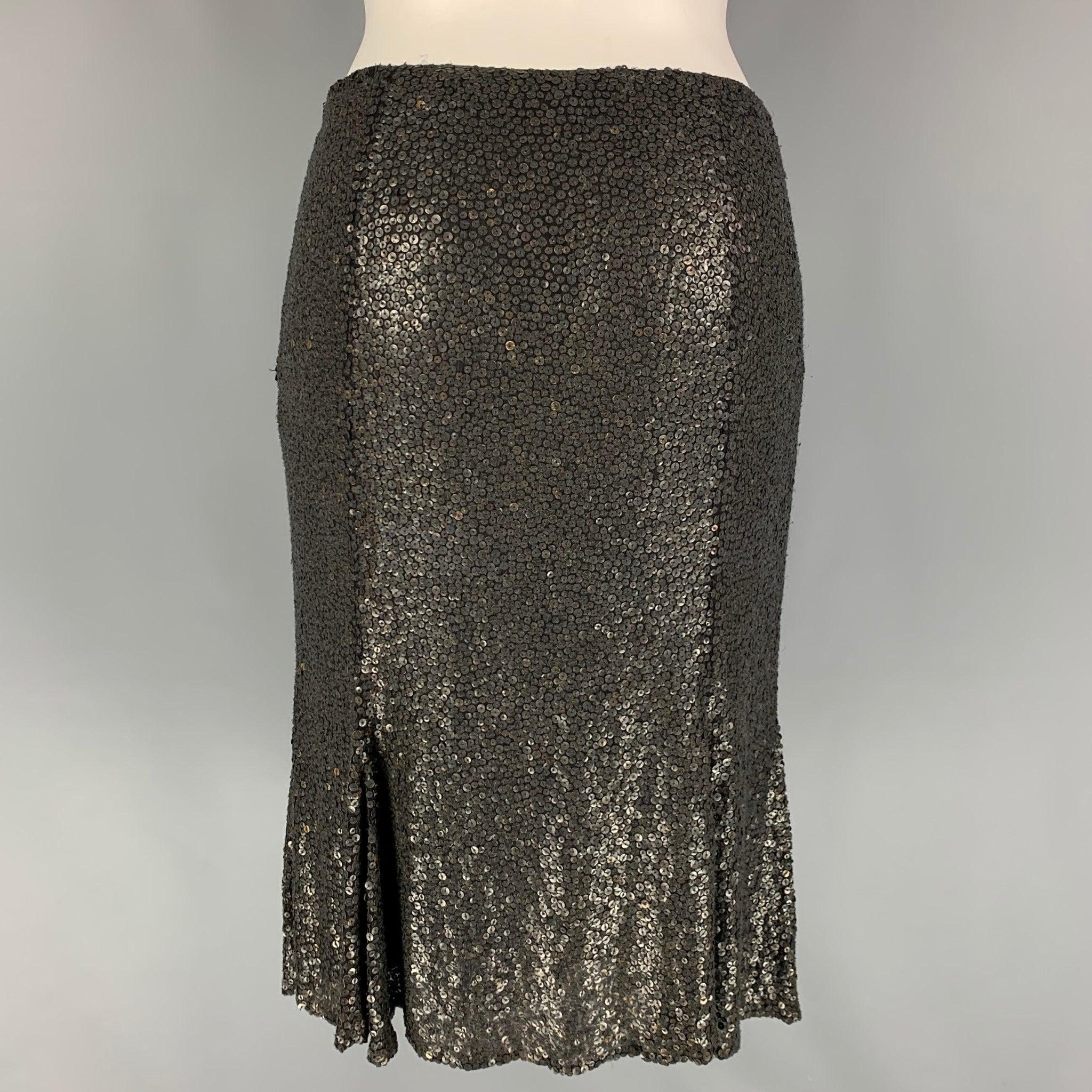 NAEEM KHAN Size 4 Black Charcoal Sequined Tulip Skirt In Good Condition For Sale In San Francisco, CA