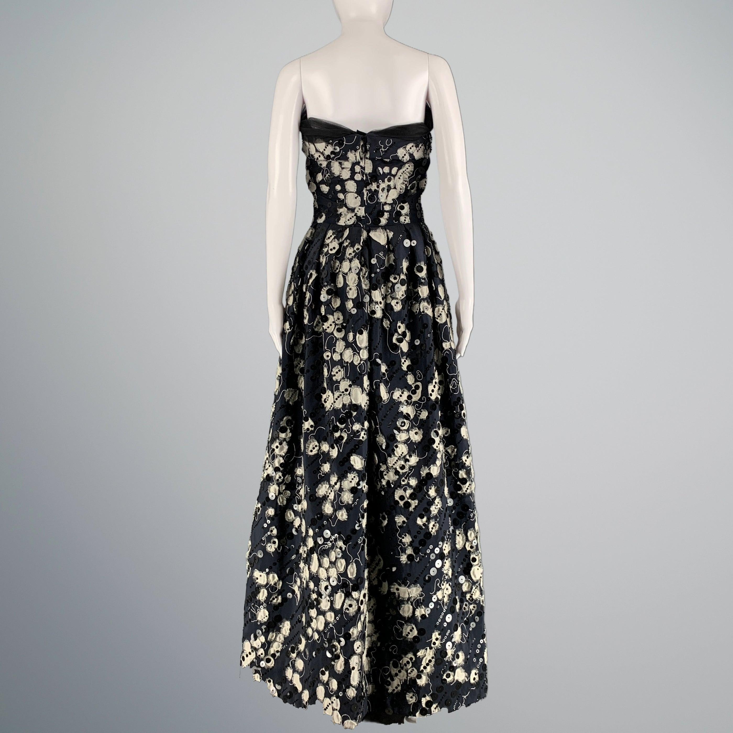 NAEEM KHAN Size 4 Black Cream Silk payettes Strapless Long Gown Evening Dress For Sale 1