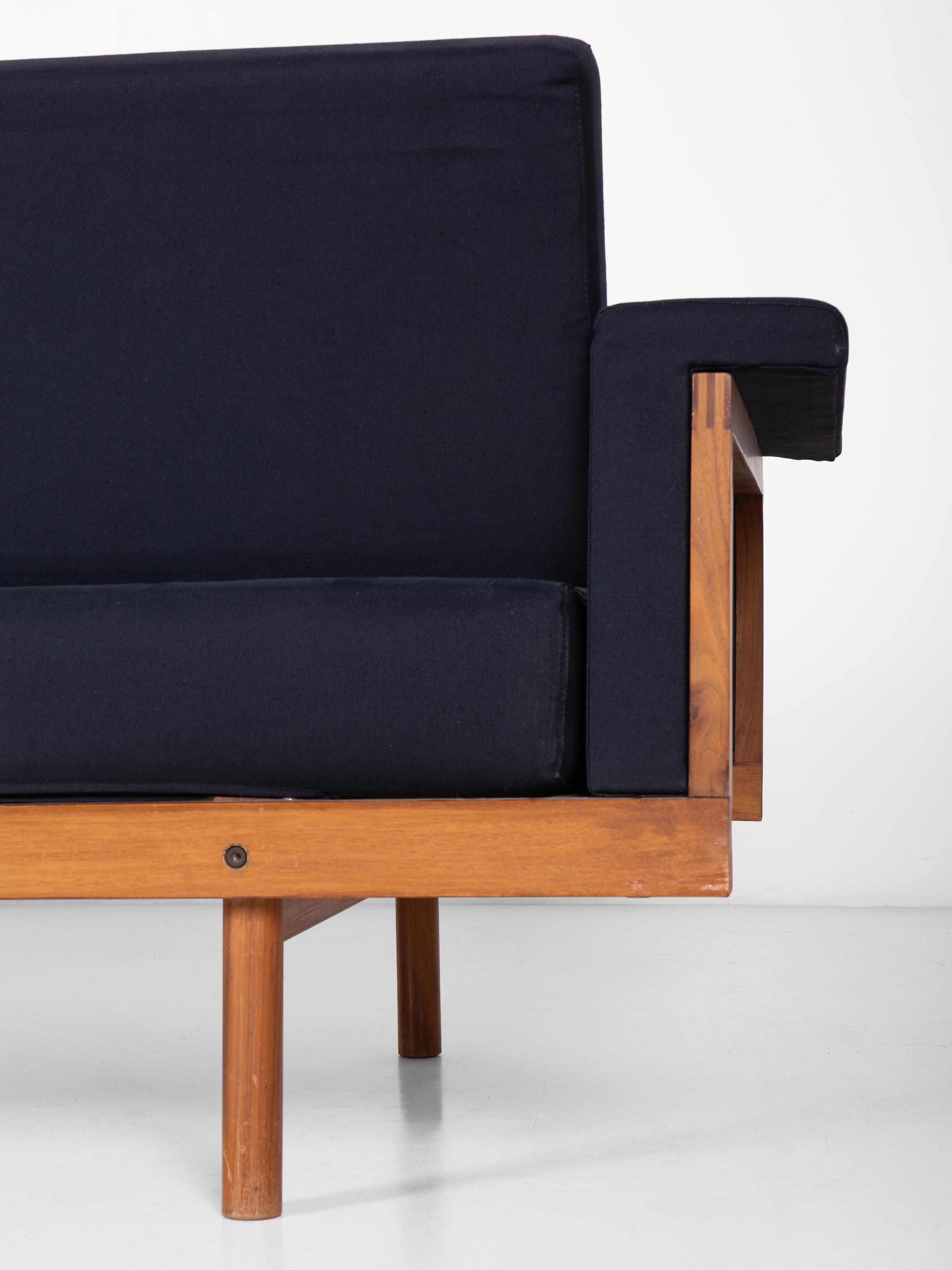 Sofá Naeko de Kazuhide Takahama, spa Gavina 1958 en Bueno estado para la venta en Ozzano Dell'emilia, IT