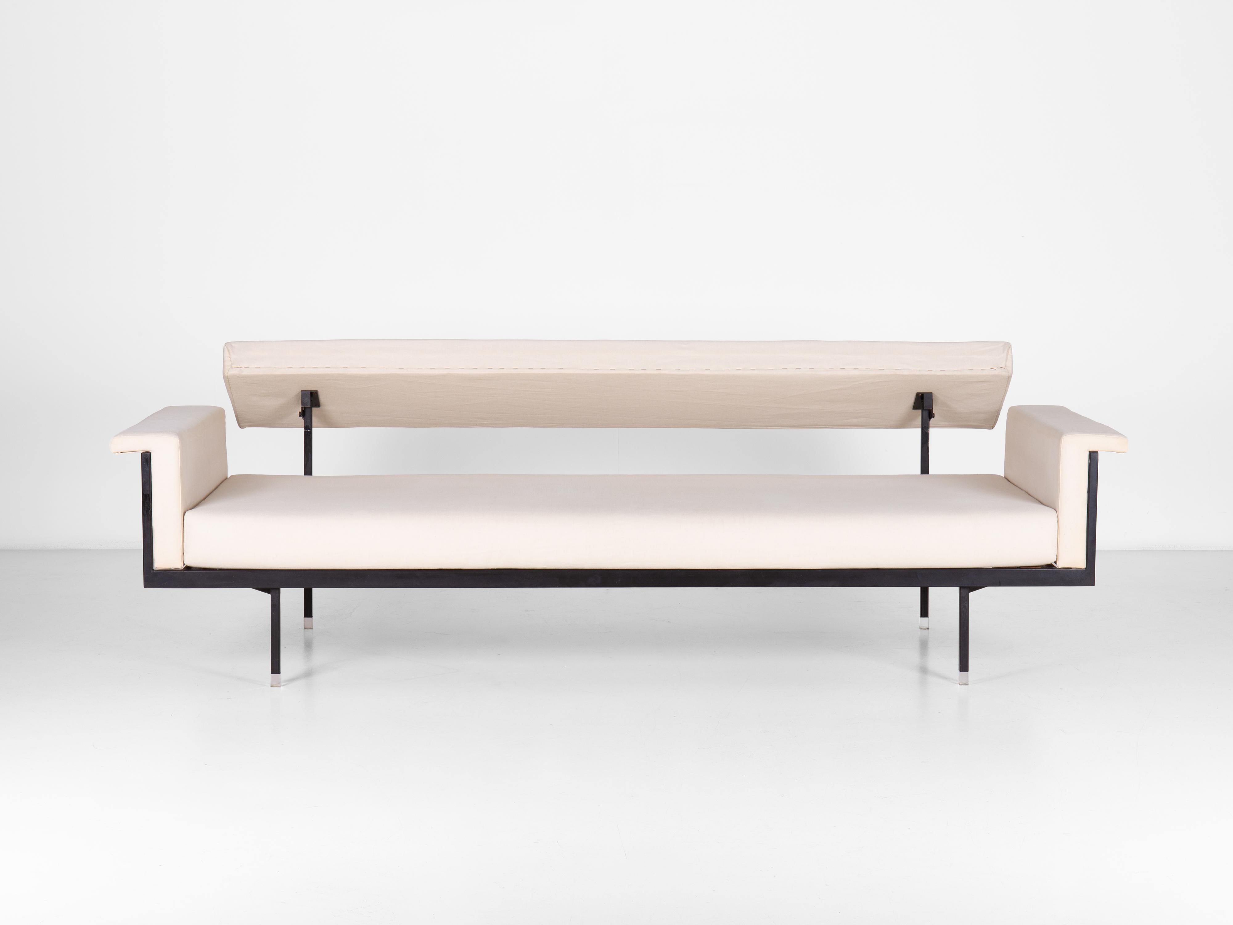 italien Canapé Naeko (lit quotidien) de Kazuhide Takahama, Gavina spa 1957 en vente