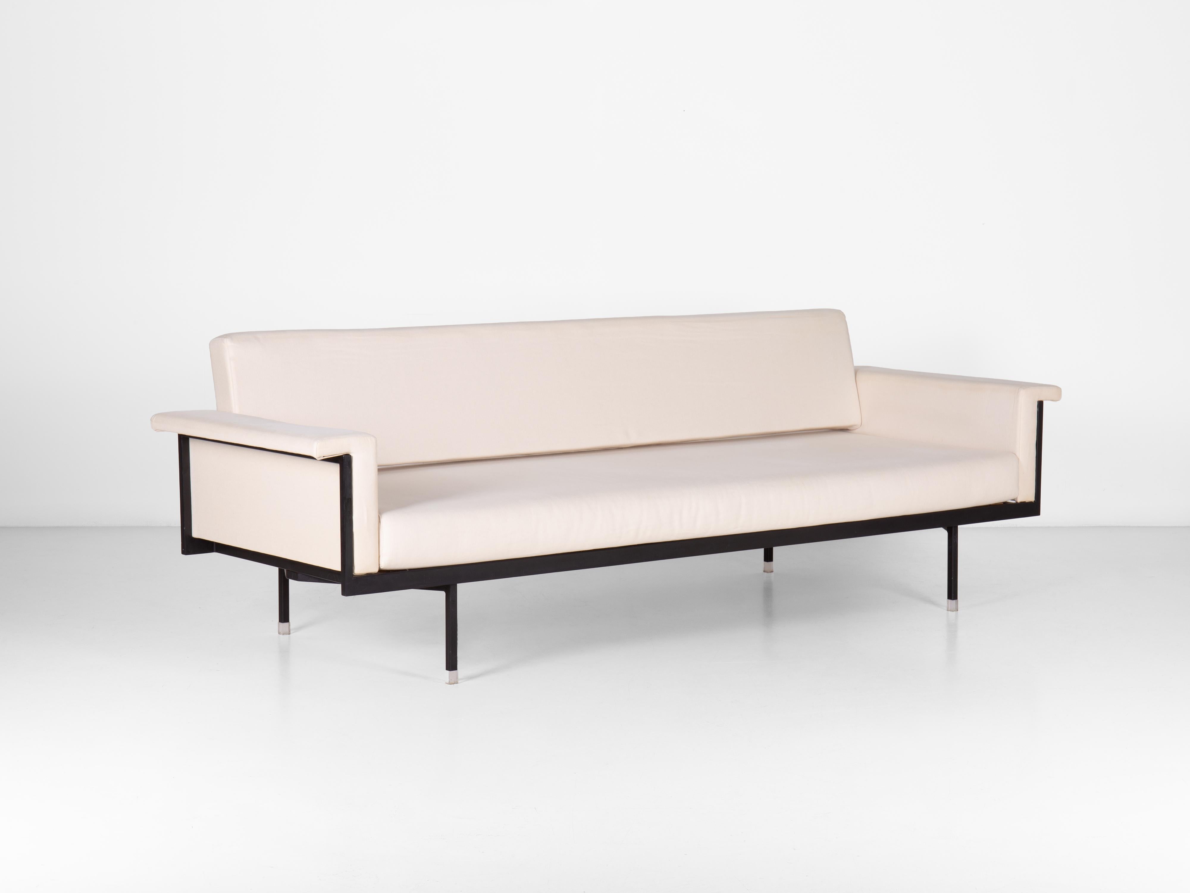 Canapé Naeko (lit quotidien) de Kazuhide Takahama, Gavina spa 1957 Bon état - En vente à Ozzano Dell'emilia, IT