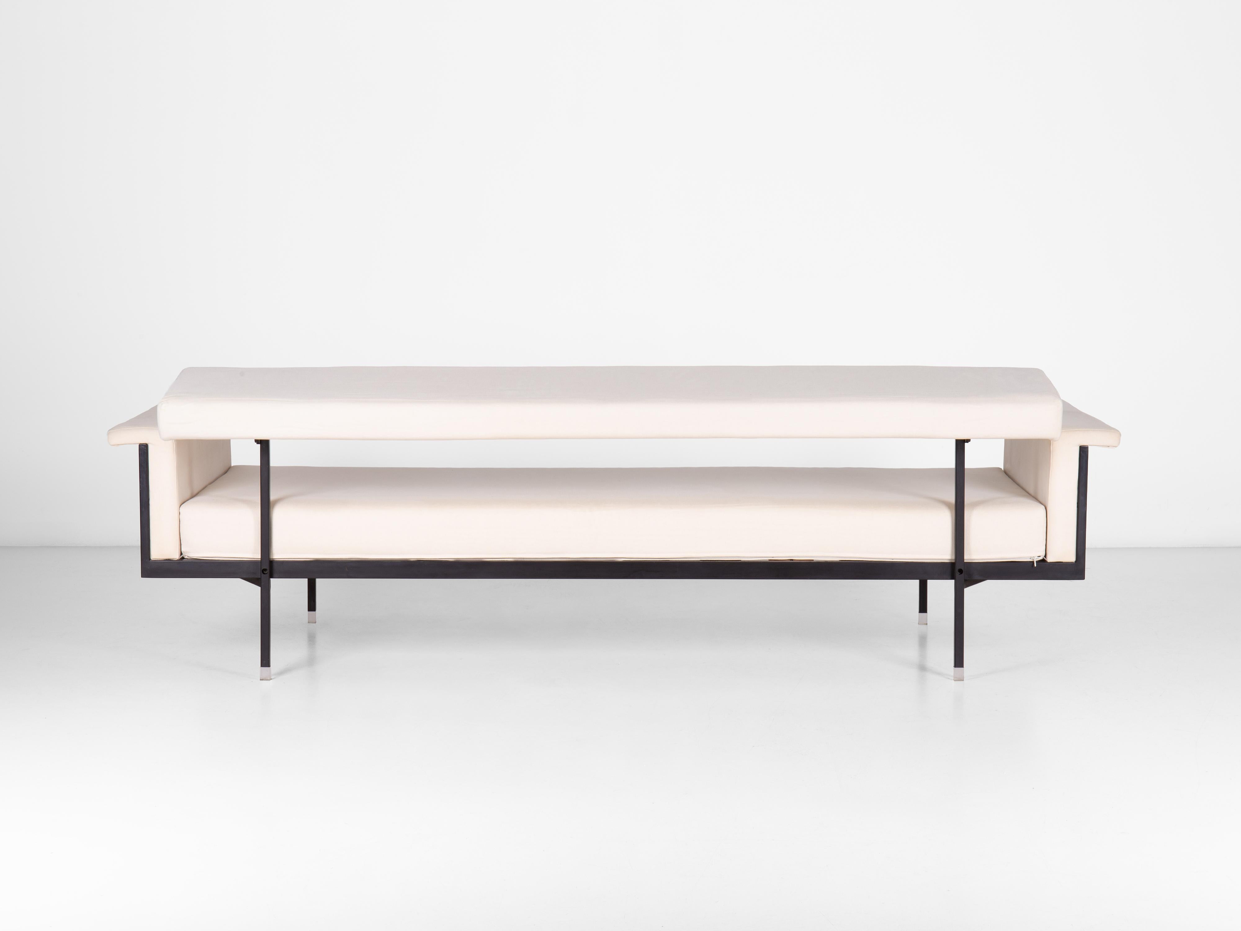 Canapé Naeko (lit quotidien) de Kazuhide Takahama, Gavina spa 1957 en vente 1