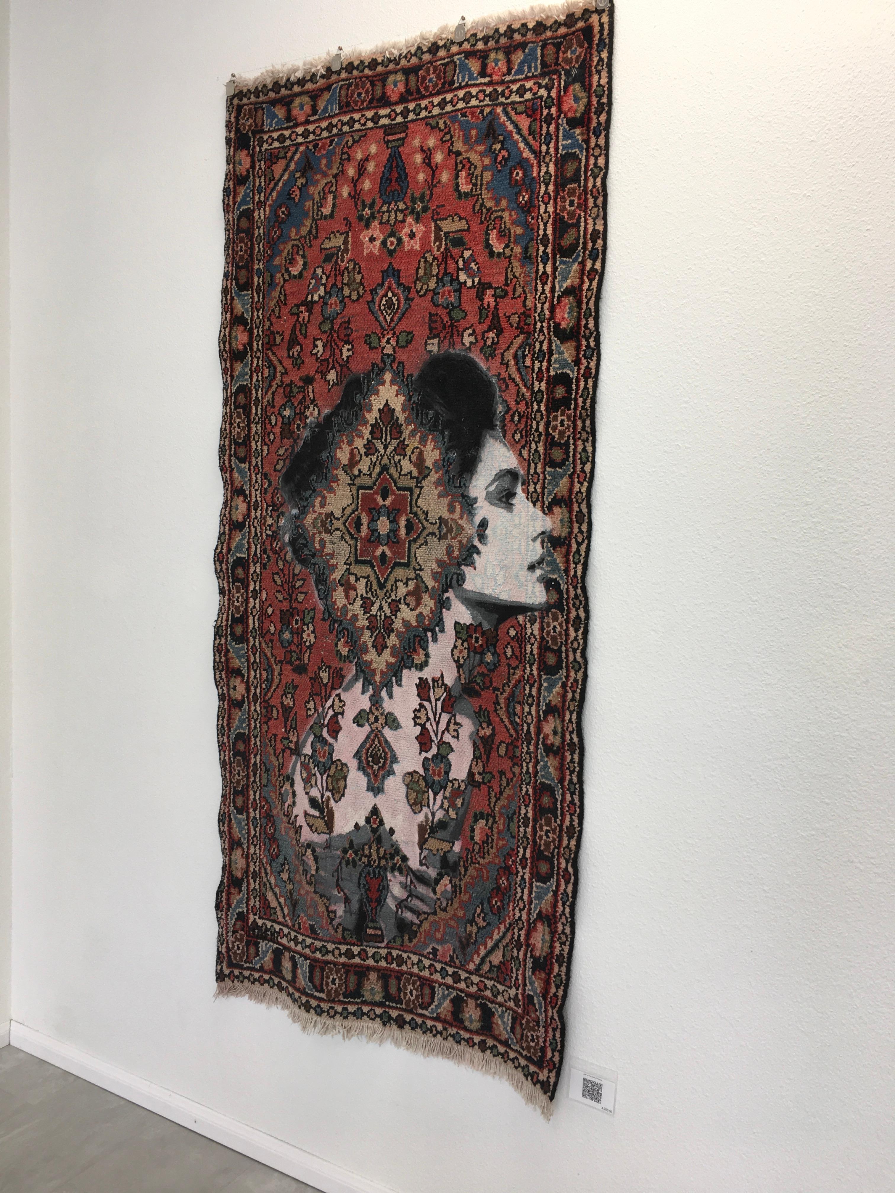 In Her Head In The End, Sprühfarbe und Marker auf altem iranischen Teppich (Streetart), Painting, von Nafir
