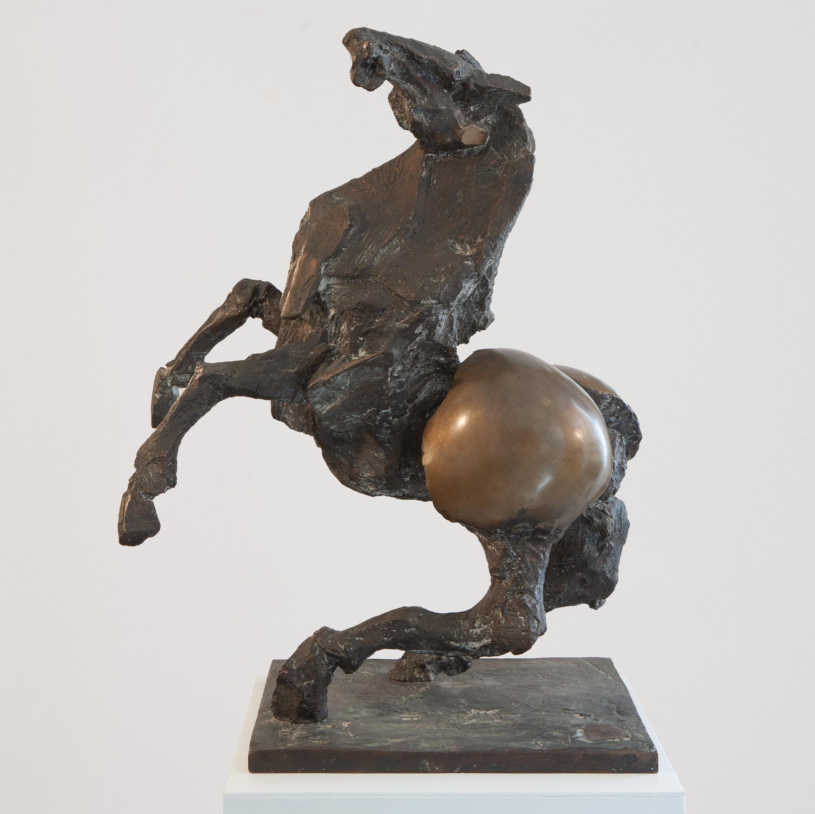 Nag Arnoldi (1928-2017) Figurative Sculpture - Stallone
