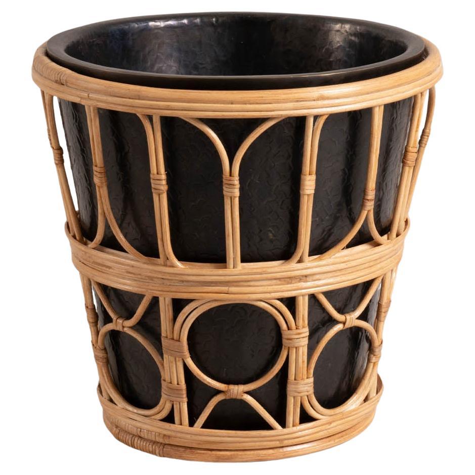 Cubo de champán Nagaland de latón y caña, Viya By Vikram Goyal