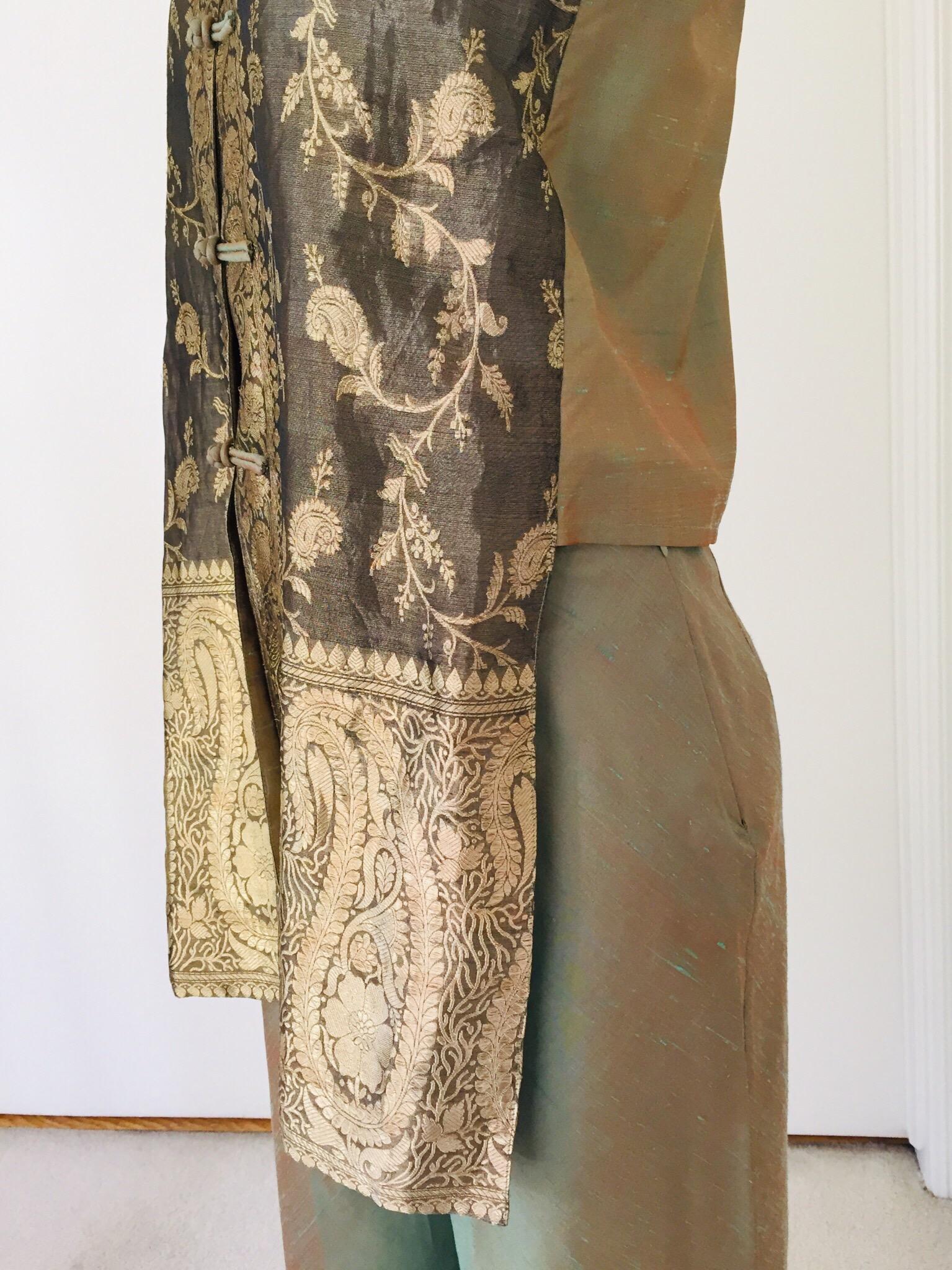 Nagara Couture for Jim Thompson 2 Pieces Silk Pants and Top For Sale 6