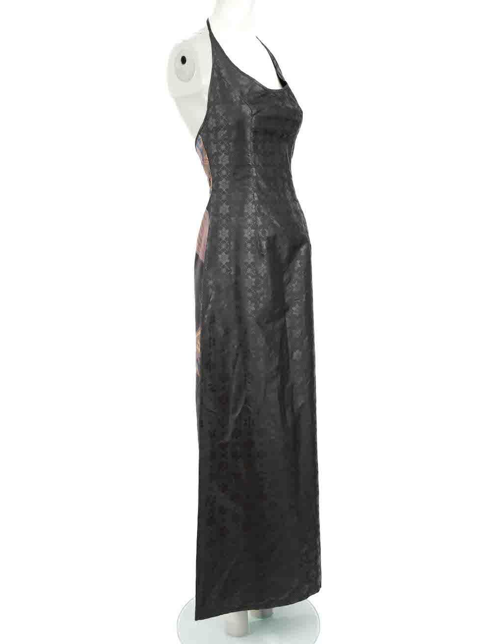 CONDITION is Very good. Hardly any visible wear to dress is evident on this used Nagara for Jim Thompson designer resale item.
 
Details
Multicolour
Silk
Maxi dress
Open back
Abstract printed pattern
Halterneck
Side zip closure with hook and eye

