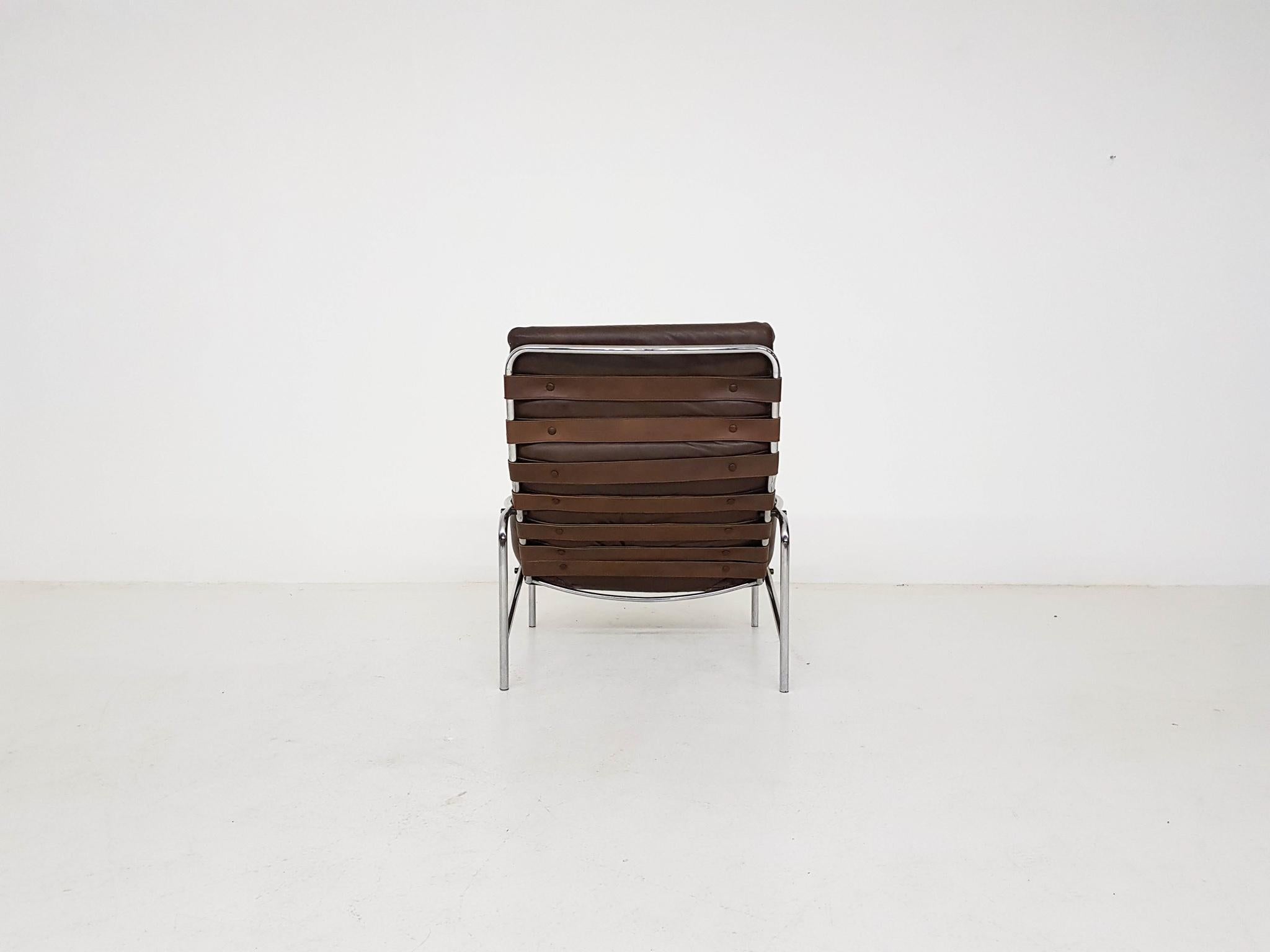 “Nagoya” Brown Leather Lounge Chair by Martin Visser for ’t Spectrum, Dutch 1969 In Good Condition In Amsterdam, NL