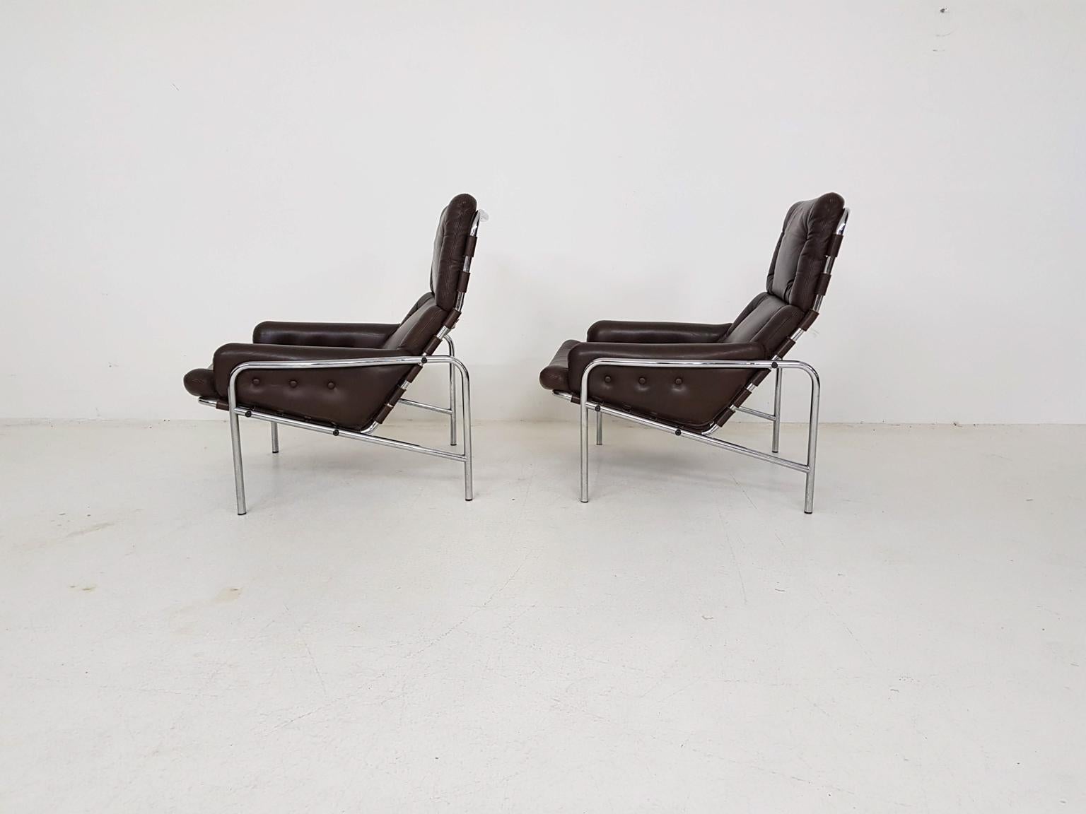 1x Nagoya Brown Leather Lounge Chair by Martin Visser for ’t Spectrum, Dutch '69 In Good Condition In Amsterdam, NL