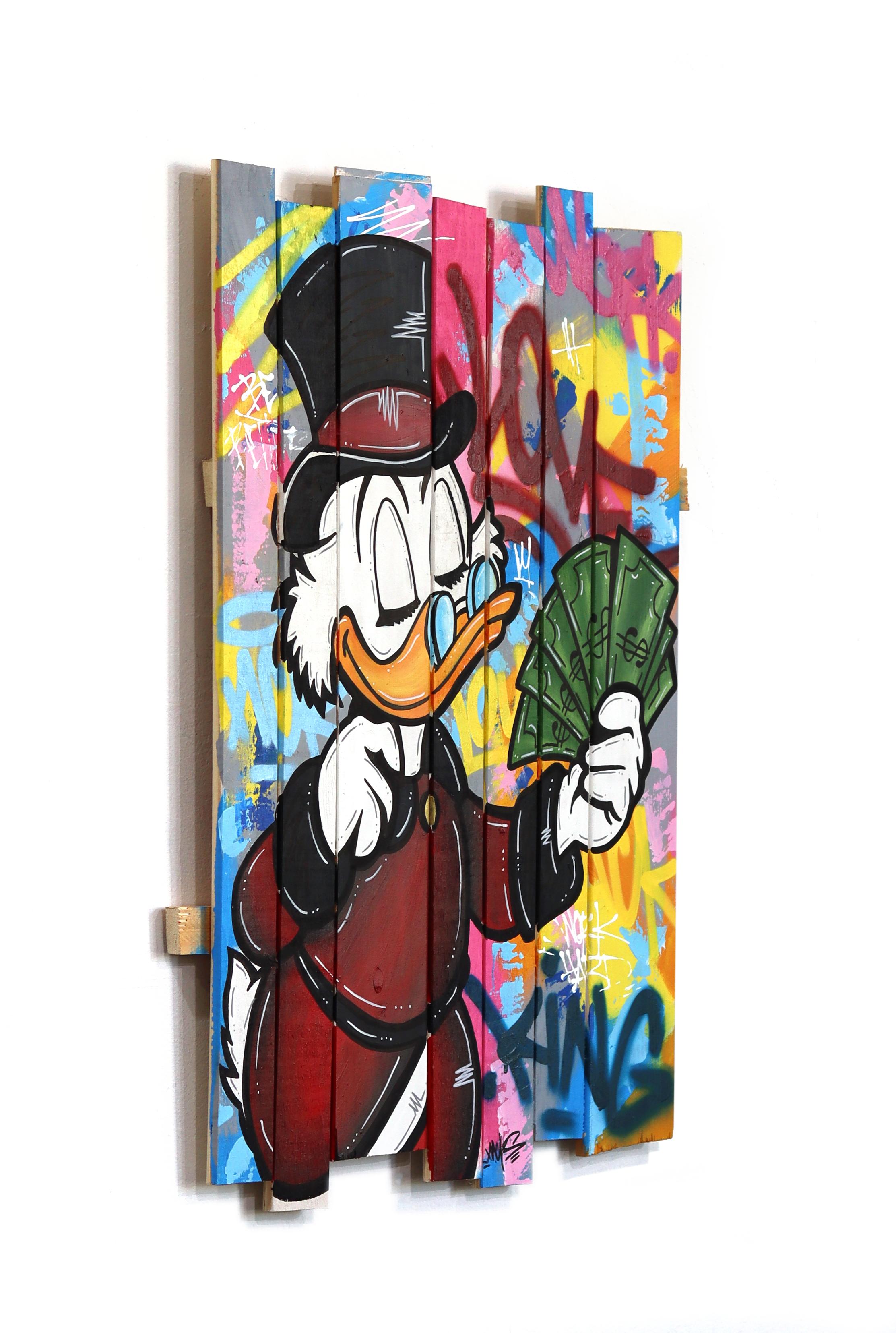 Naguy Claude mescola icone della cultura popolare e della street art con personaggi dei fumetti e dei cartoni animati, nonché con famosi supereroi, nei suoi originali dipinti a tecnica mista stratificata. Le sue opere d'arte esprimono il fascino di