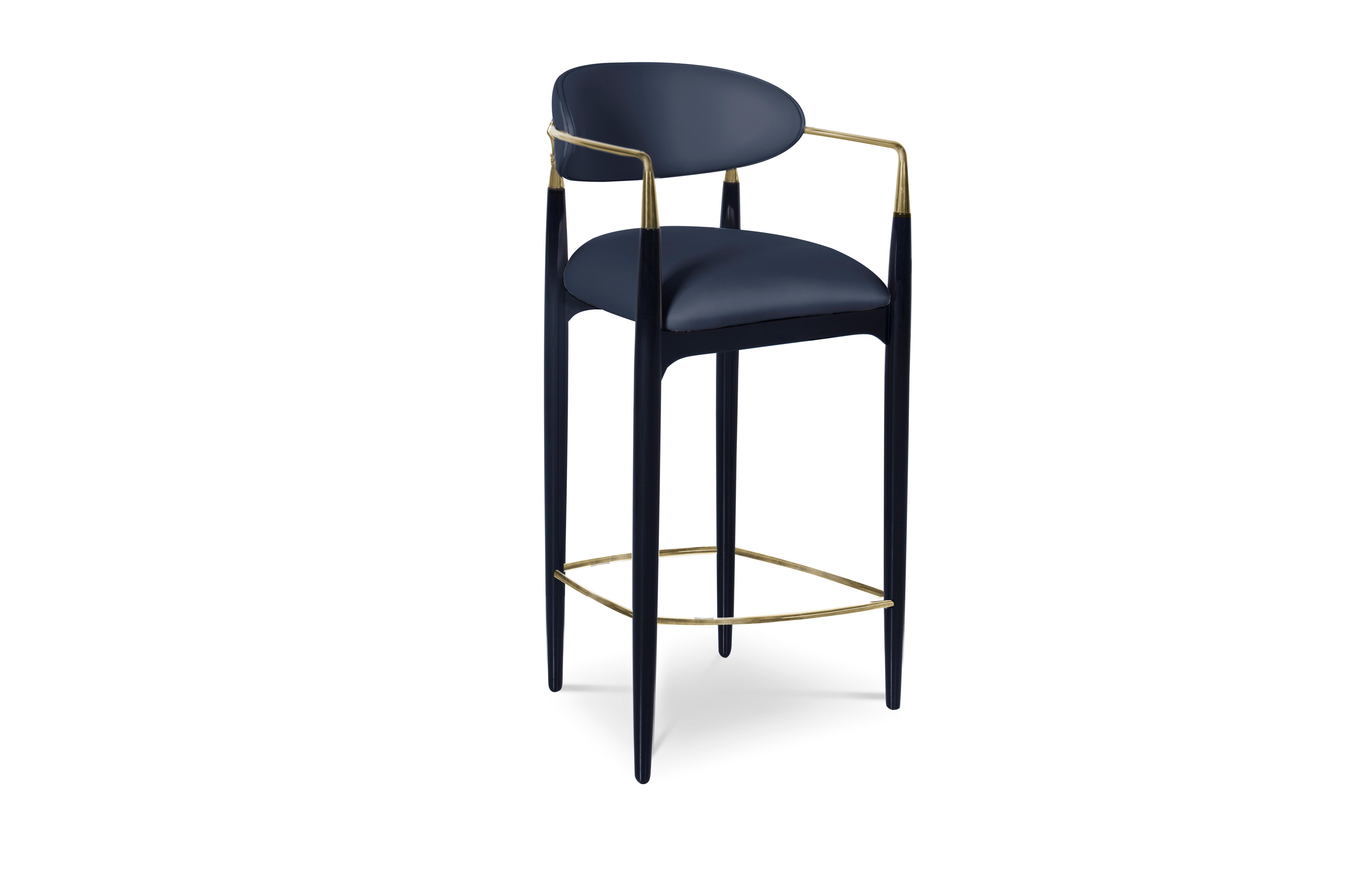 Try not to get handsy with the flirty and modern design of the Nahéma counter stool. Her sweet seat and contemporary detached back are bound by a metal and lacquer frame complete with two hand details, insistently grasping at your desire.

Materials