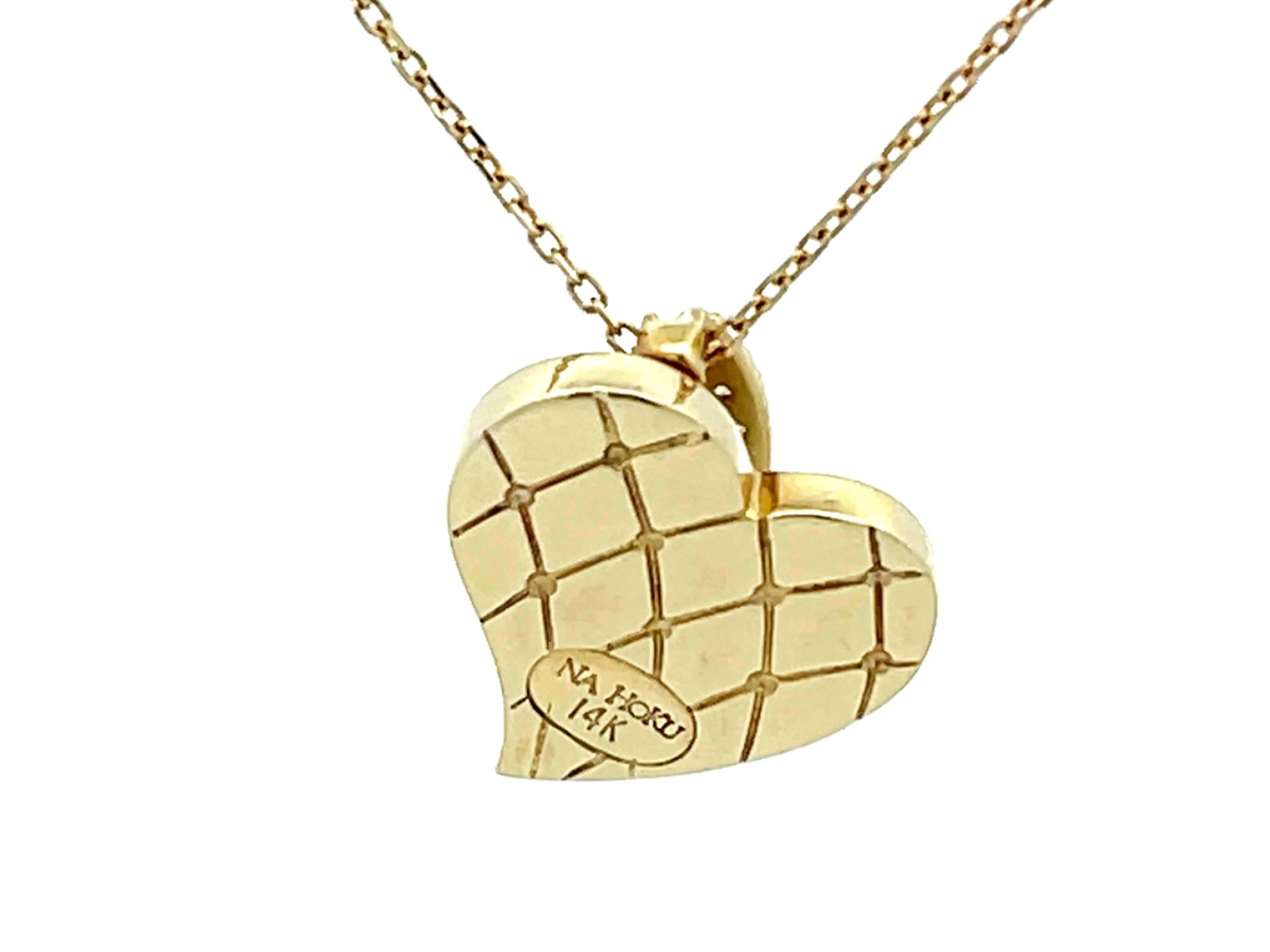 Brilliant Cut Na Hoku Diamond Heart Necklace in 14k Yellow Gold For Sale