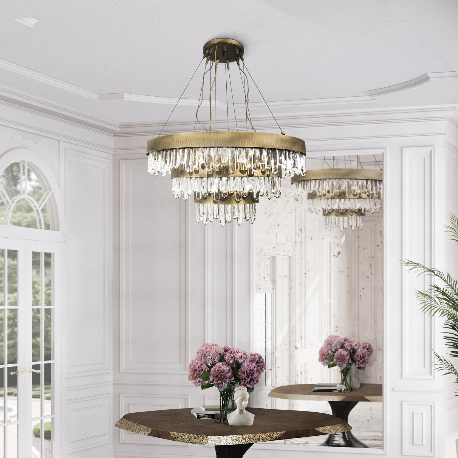 Naicca Chandelier in Aged Brushed Brass by BRABBU In New Condition For Sale In New York, NY