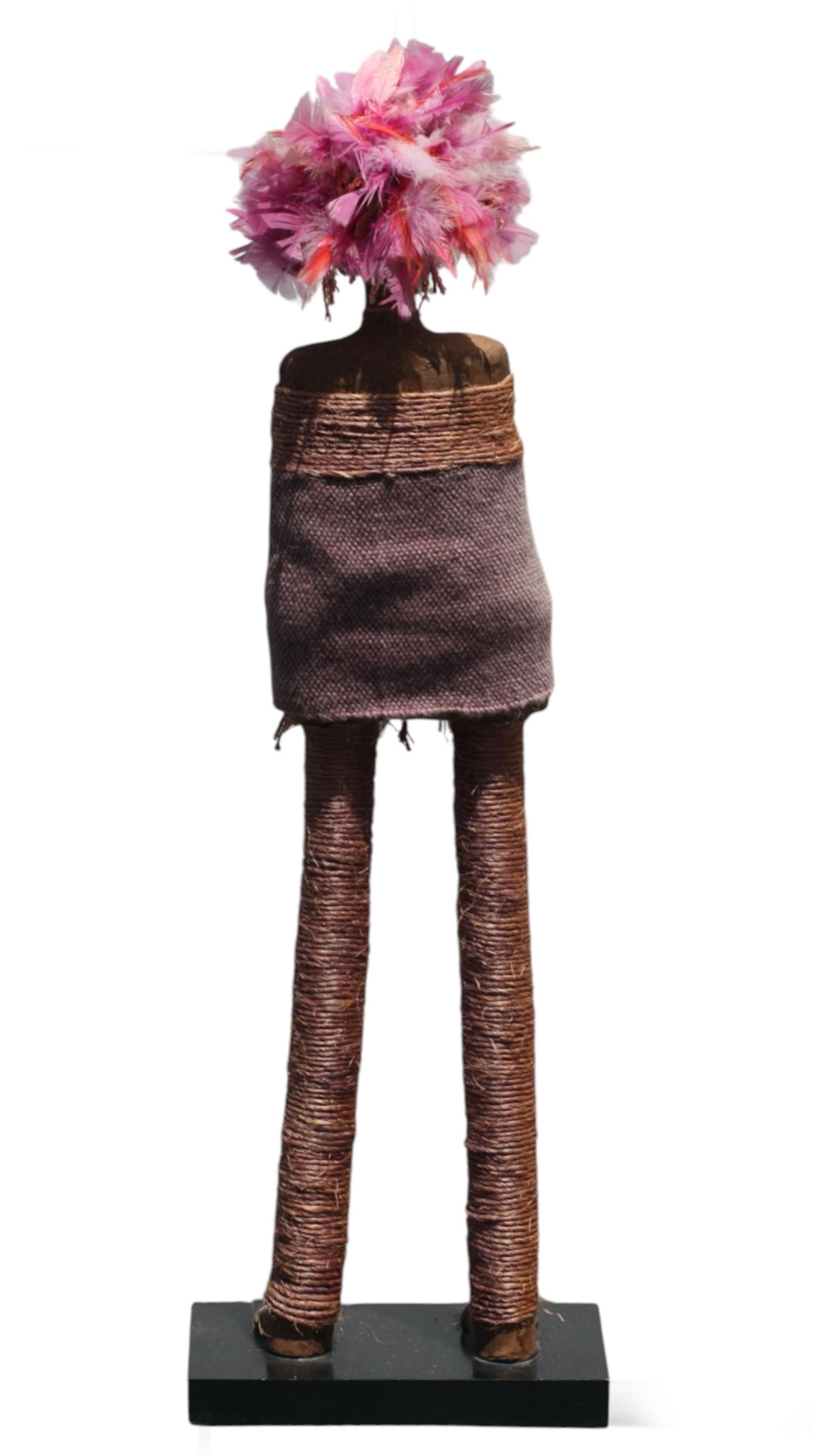 Naida Seibel SculptureFigure féminine sans titre Bon état - En vente à West Palm Beach, FL