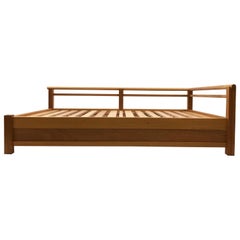 Letto da giorno Naiku in mogano
