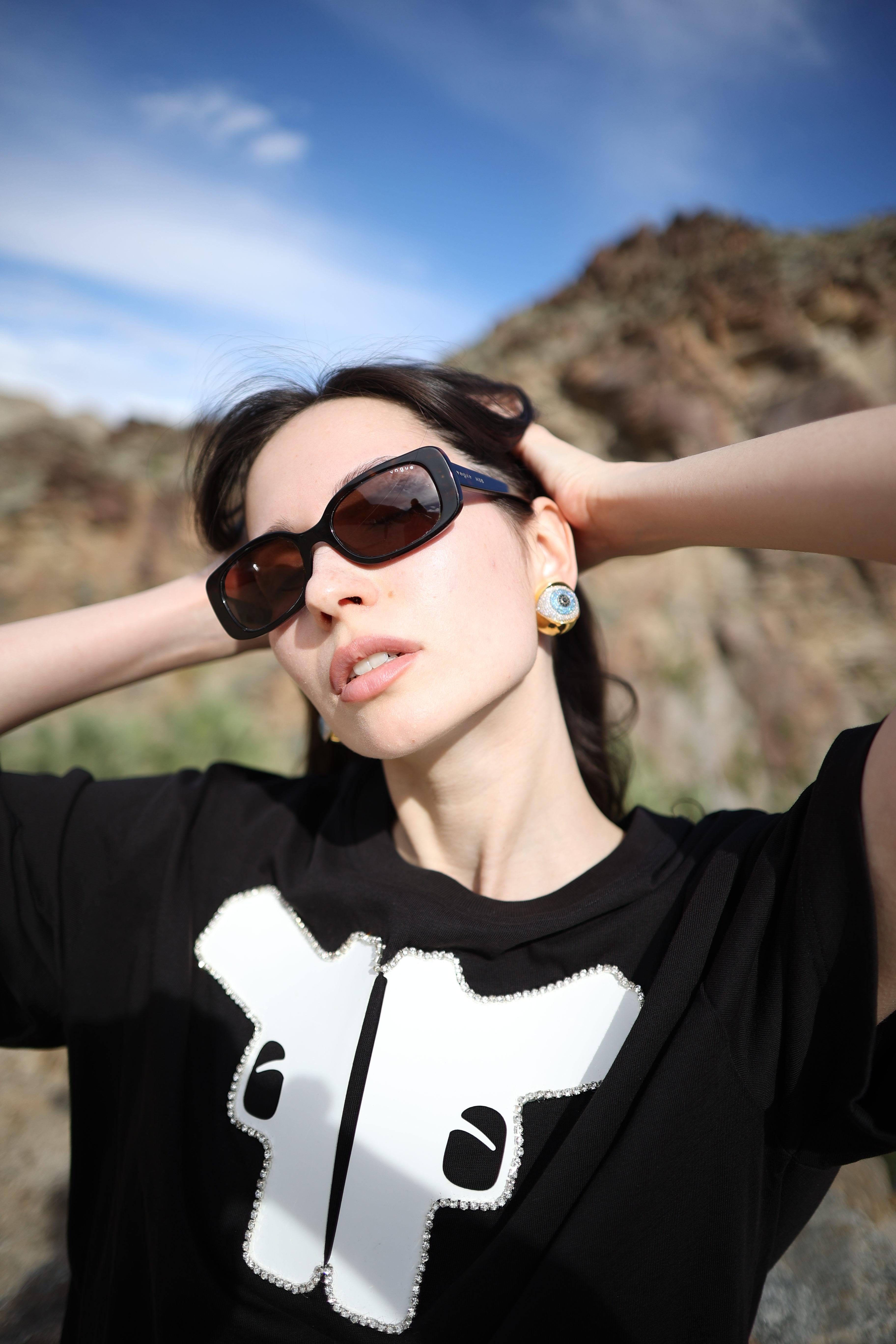 Naimah - Boucles d'oreilles du mauvais oeil - Ball and Ball Ball Pour femmes en vente